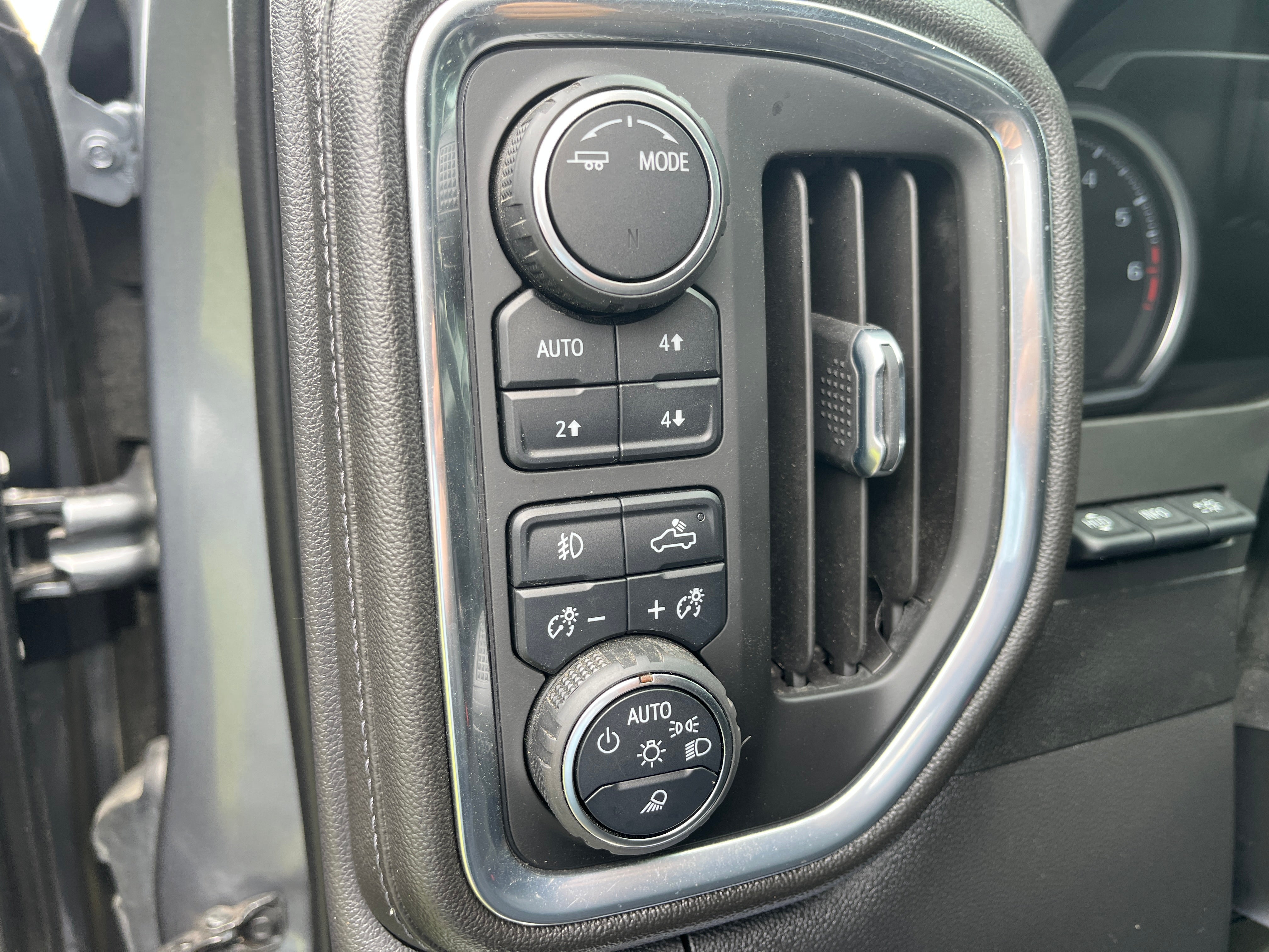 2022 Chevrolet Silverado 1500 LTD High Country