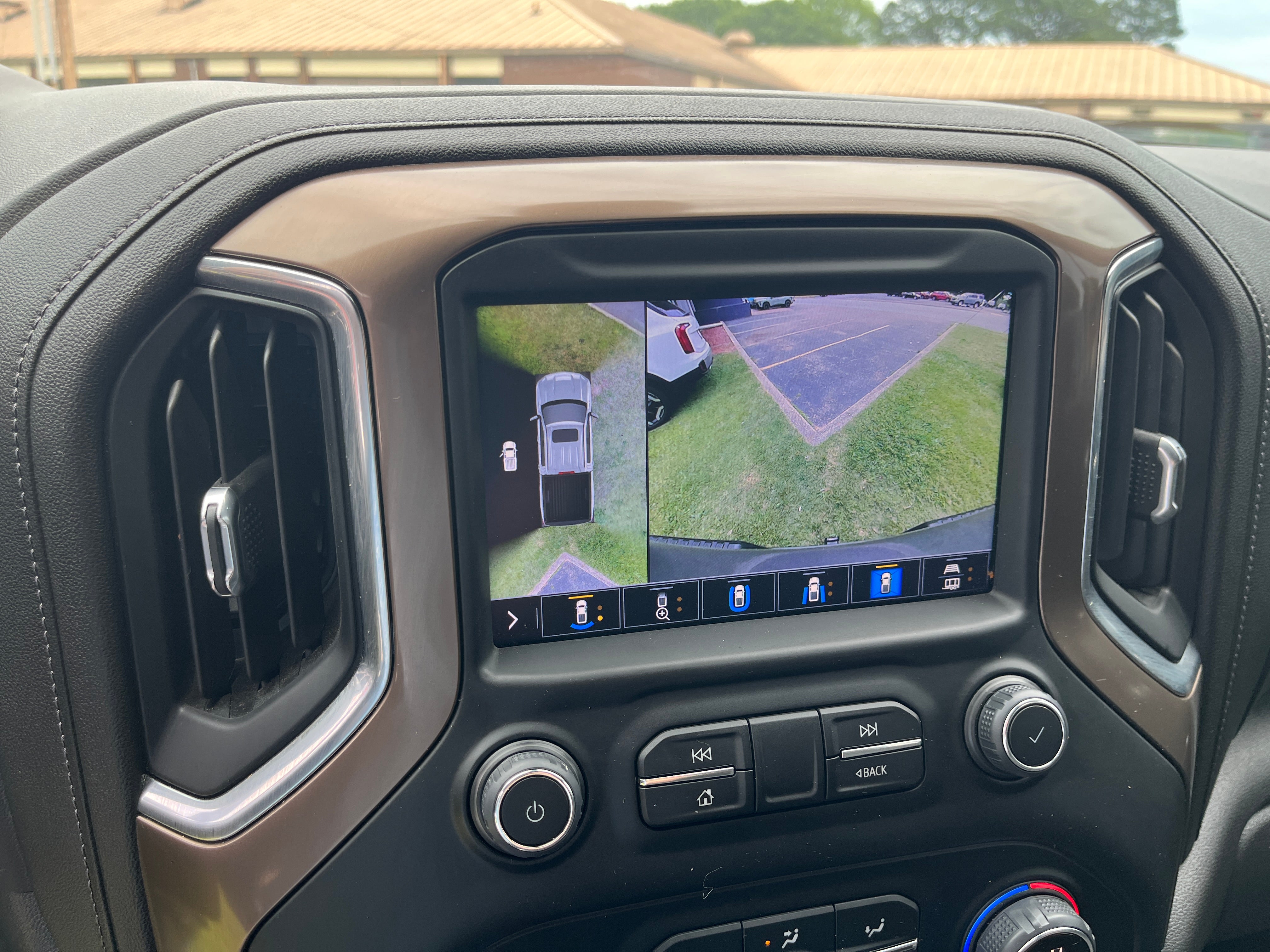 2022 Chevrolet Silverado 1500 LTD High Country