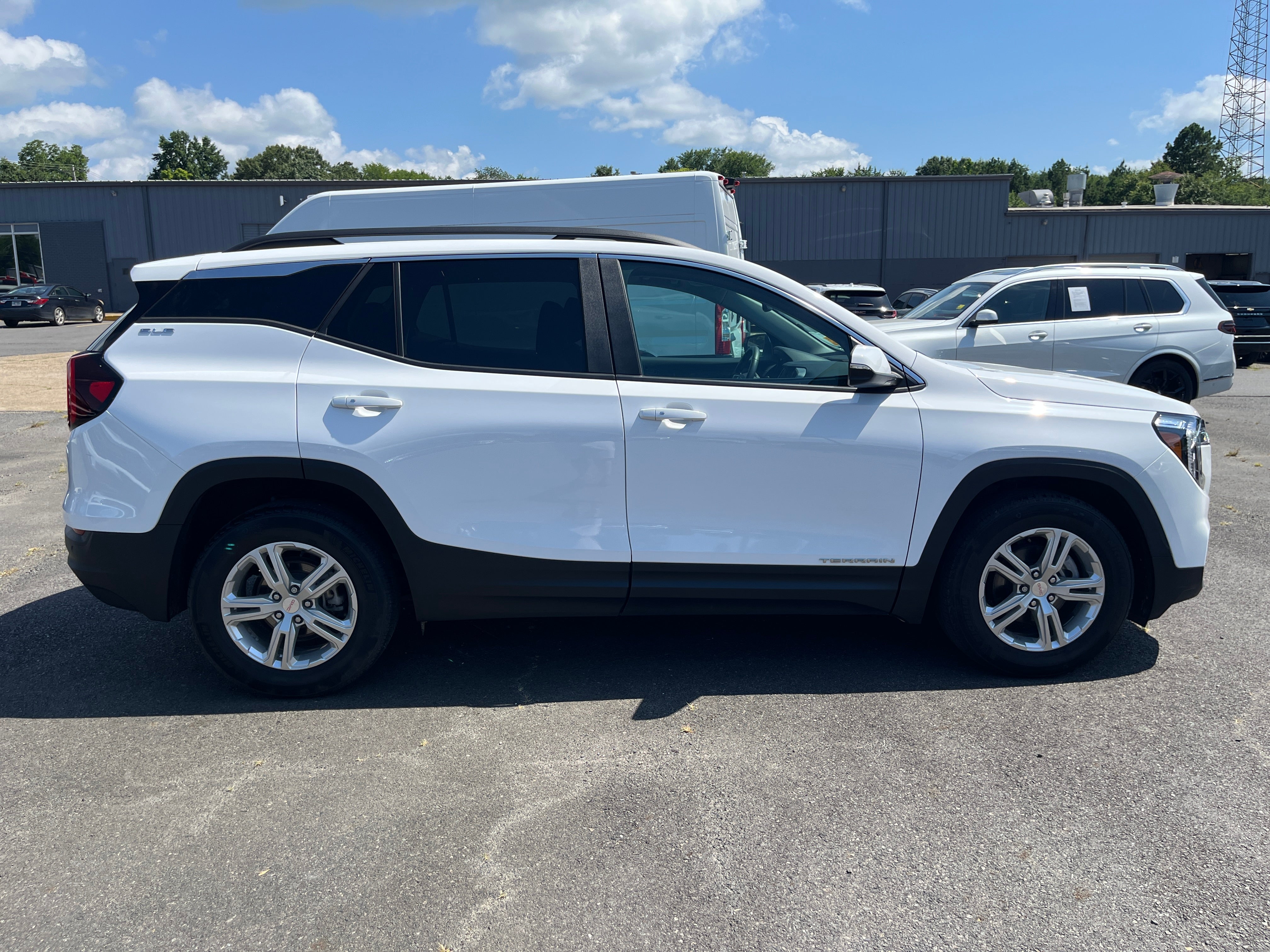 2024 GMC Terrain SLE