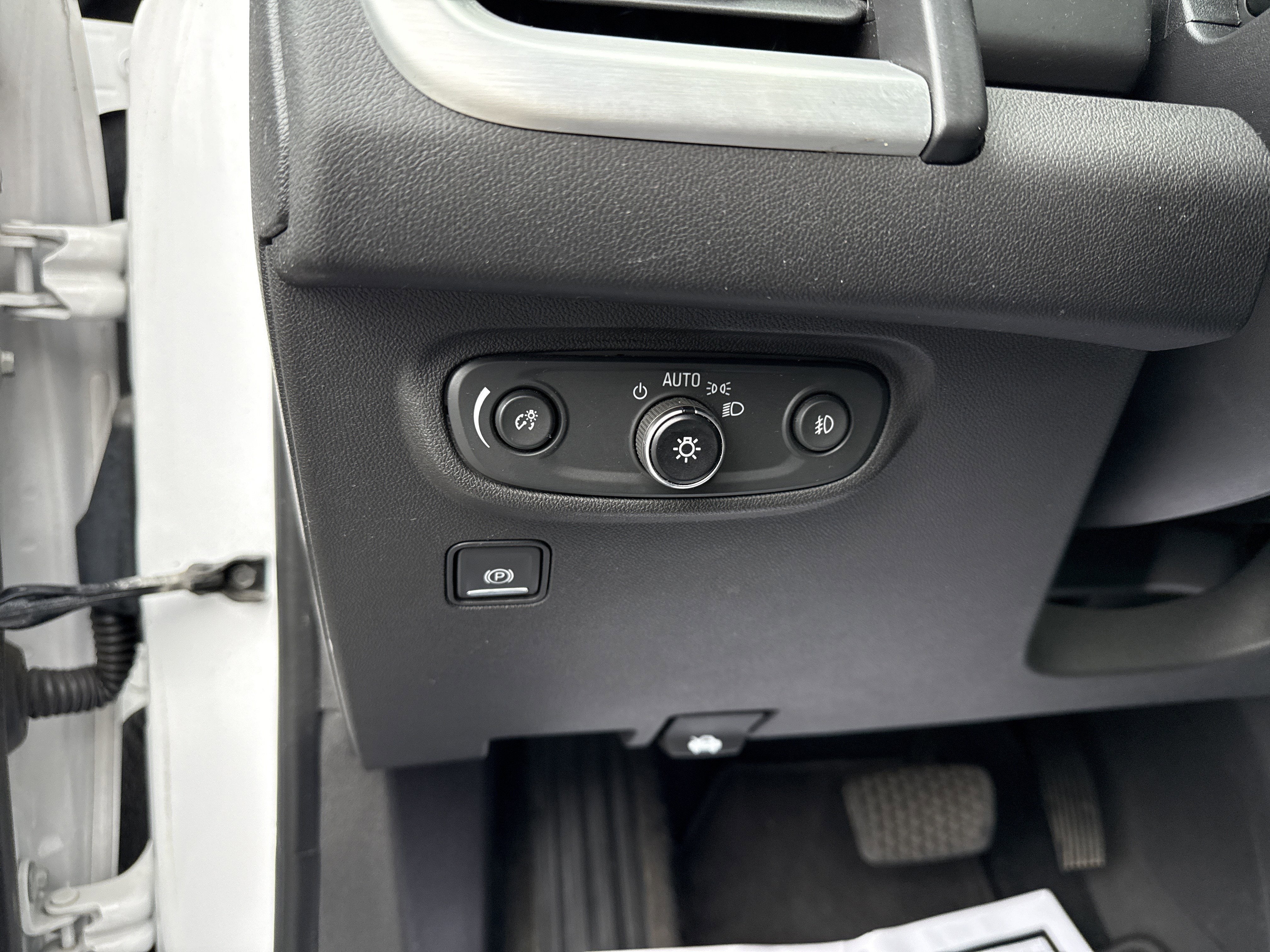 2020 GMC Terrain Base