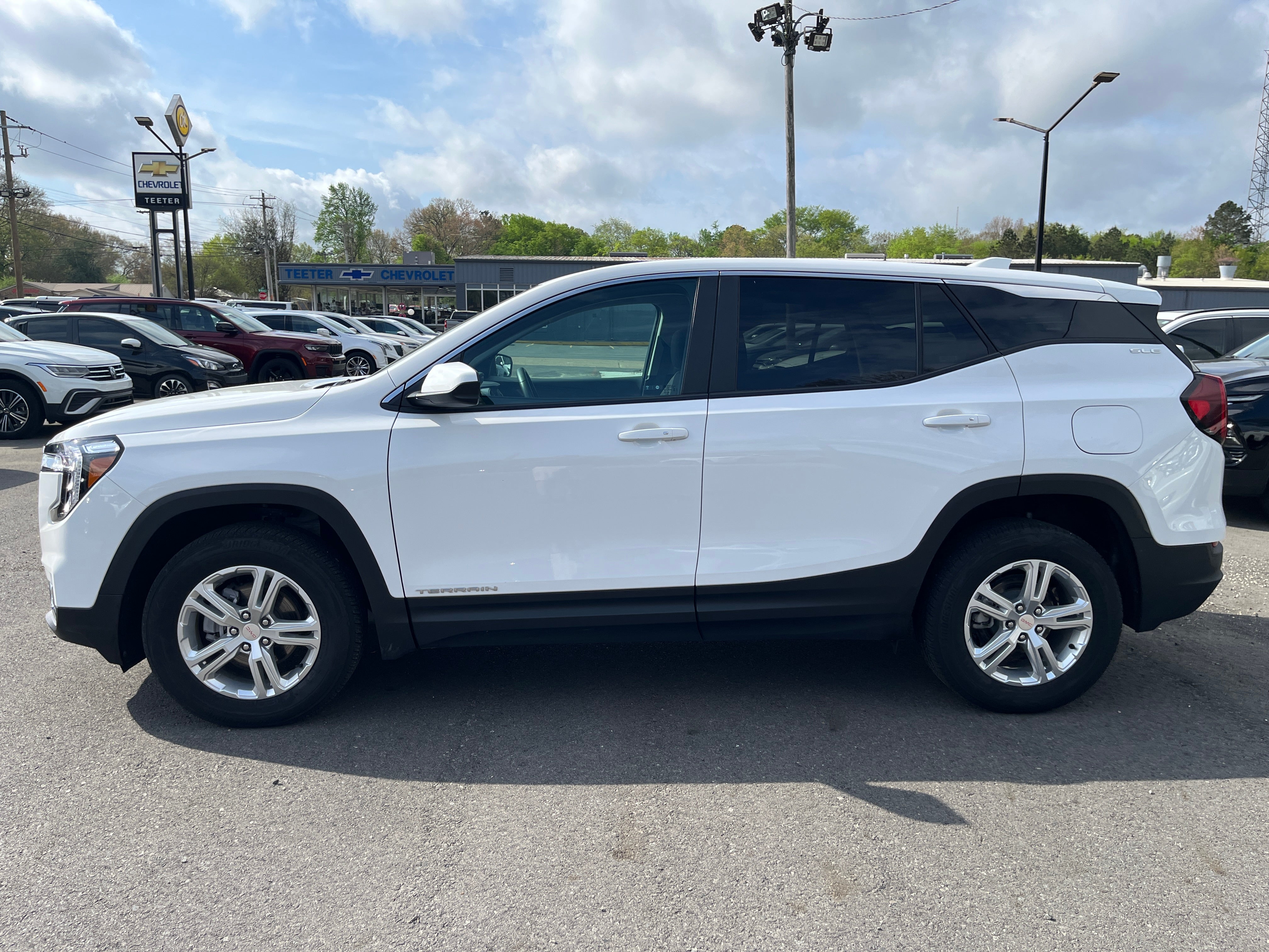 2024 GMC Terrain SLE