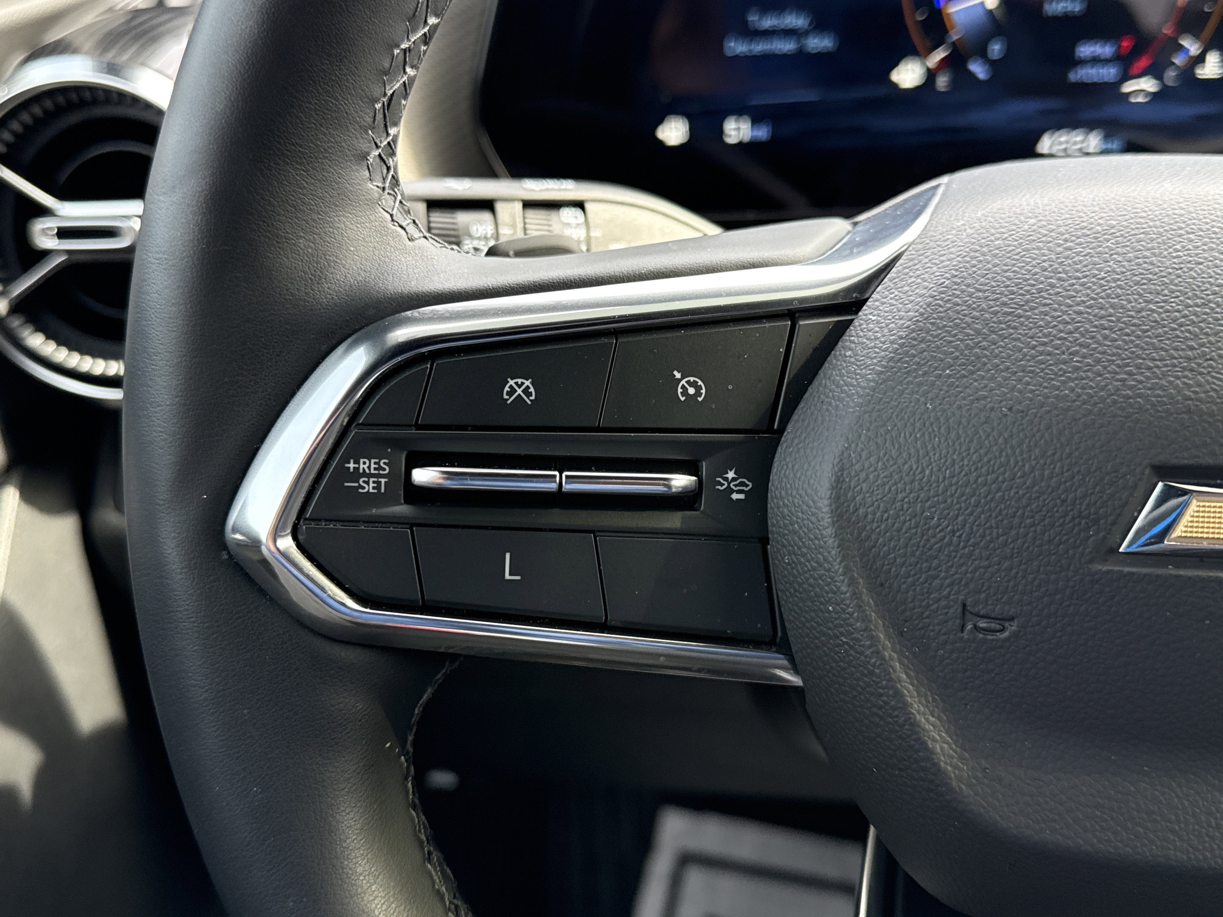 2025 Chevrolet Equinox Base