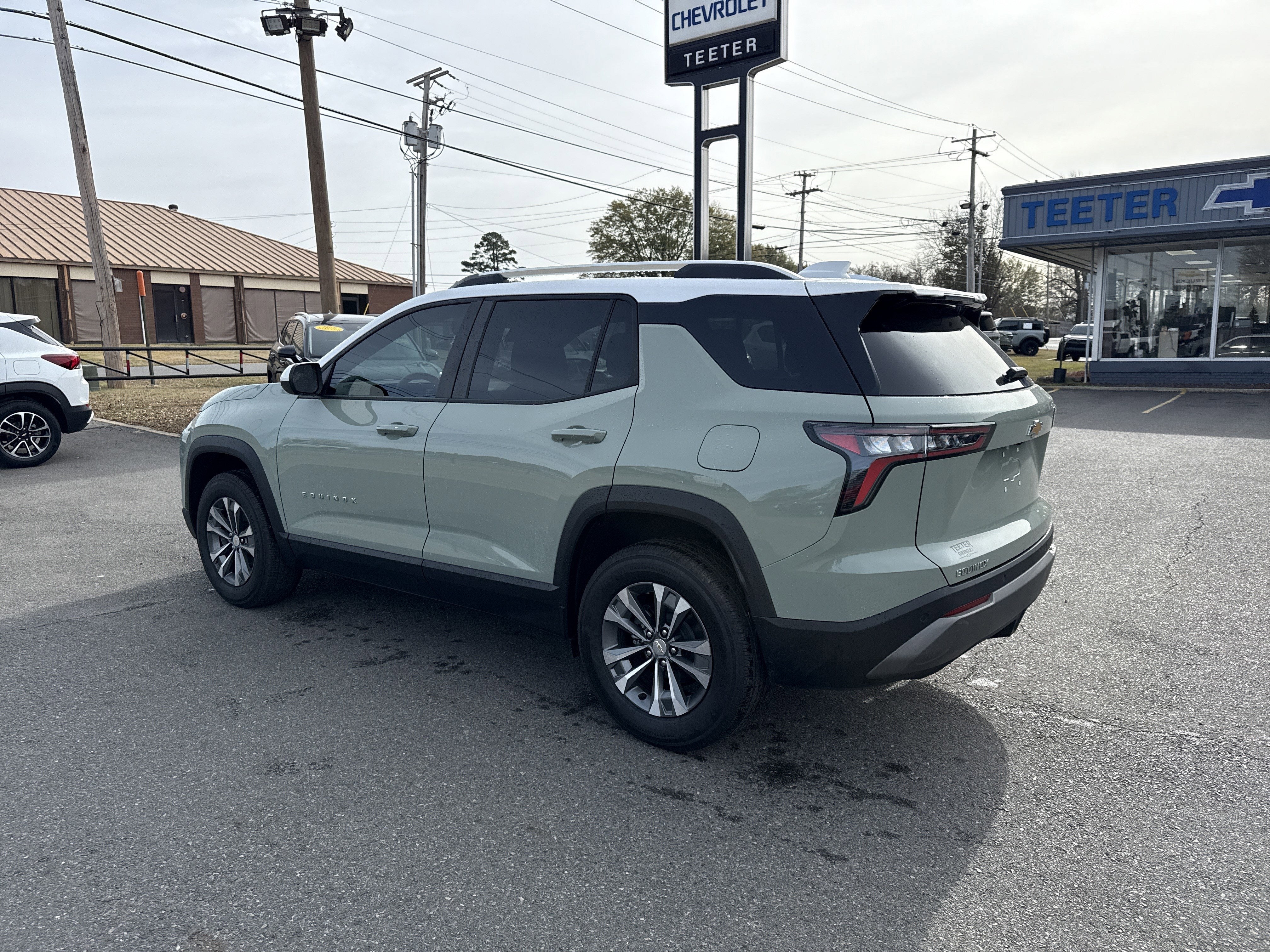 2025 Chevrolet Equinox Base