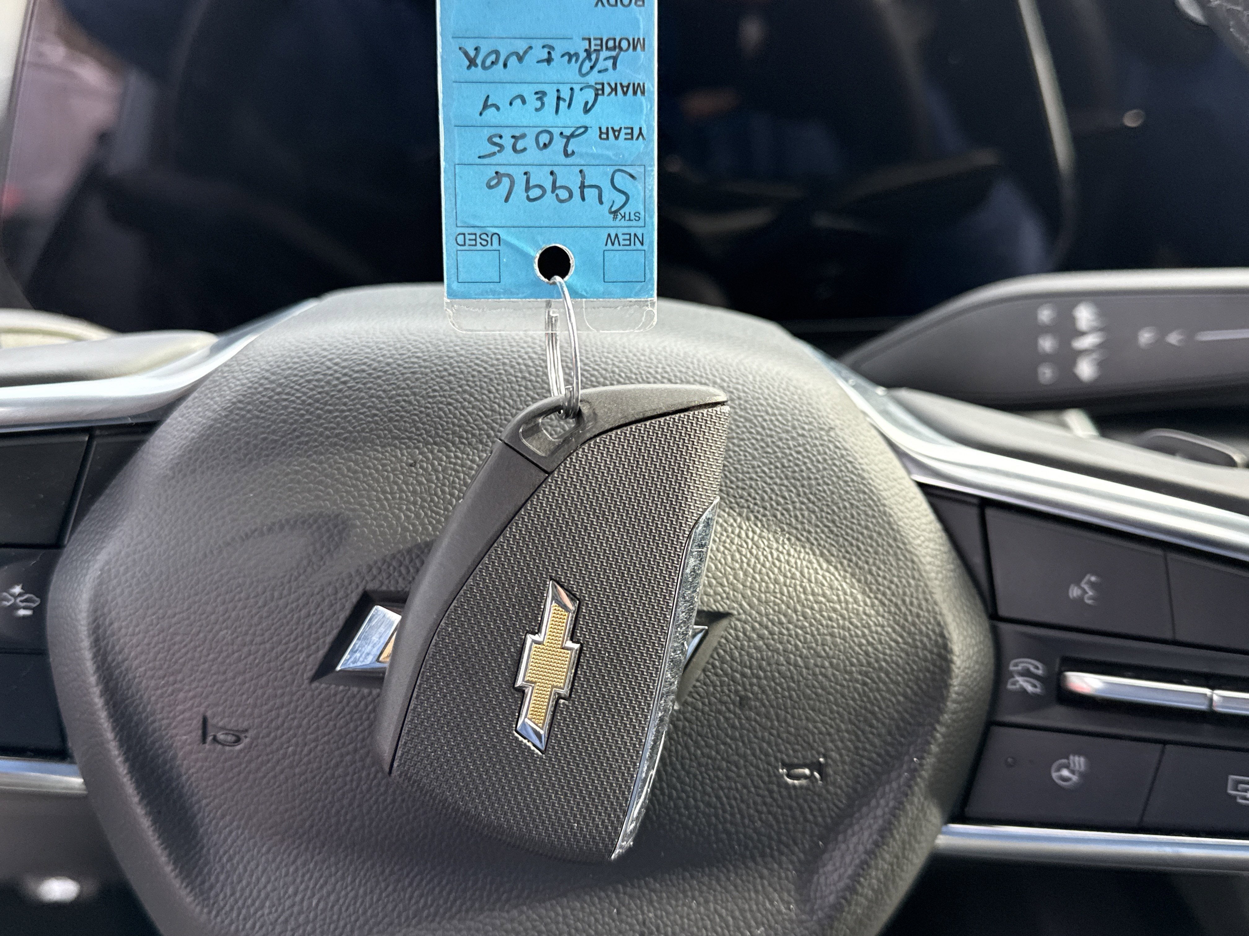 2025 Chevrolet Equinox Base