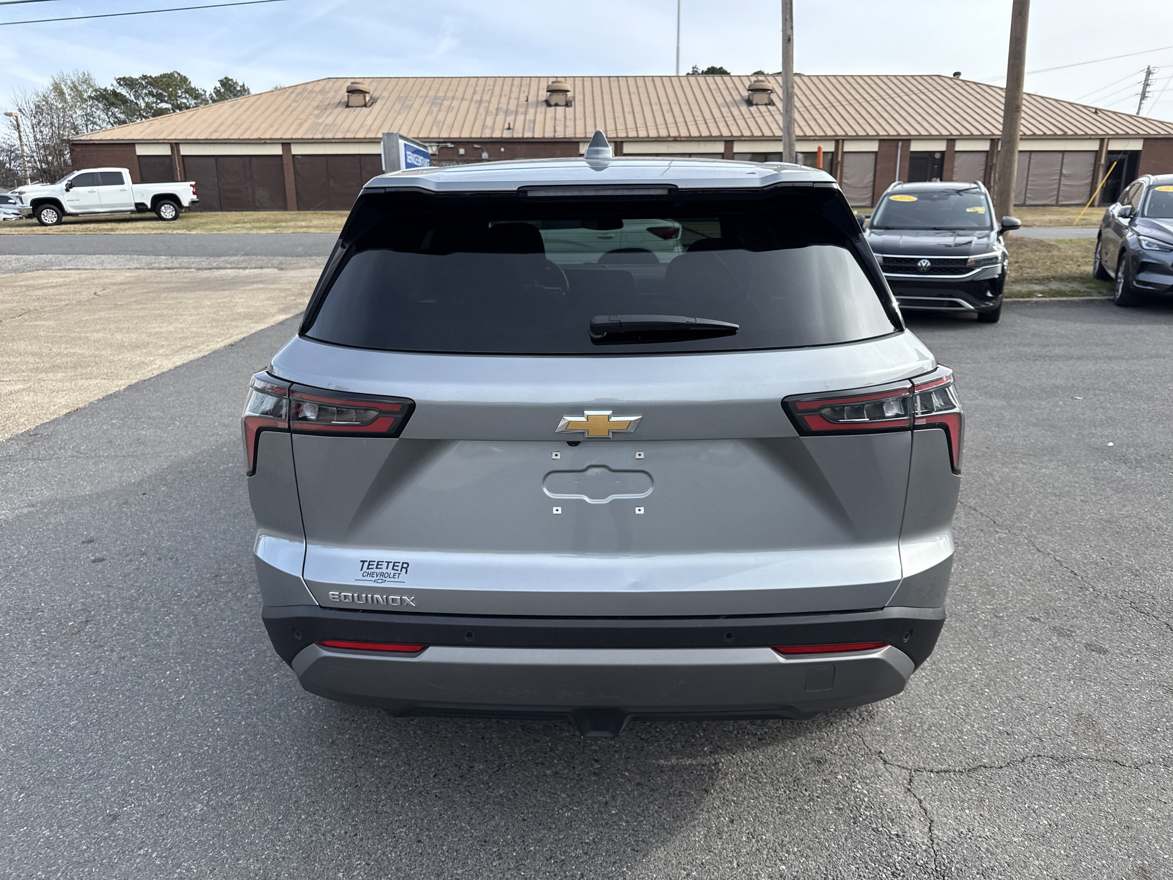 2025 Chevrolet Equinox Base