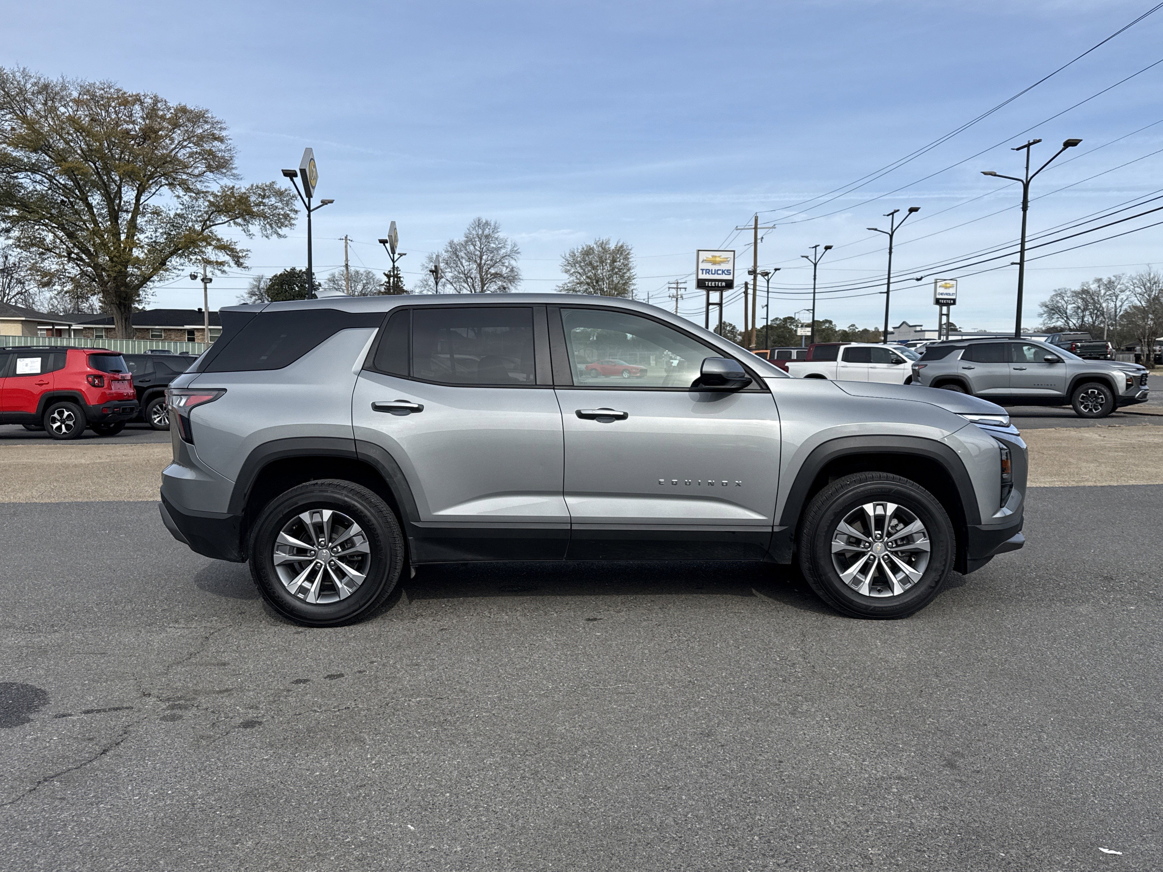2025 Chevrolet Equinox Base
