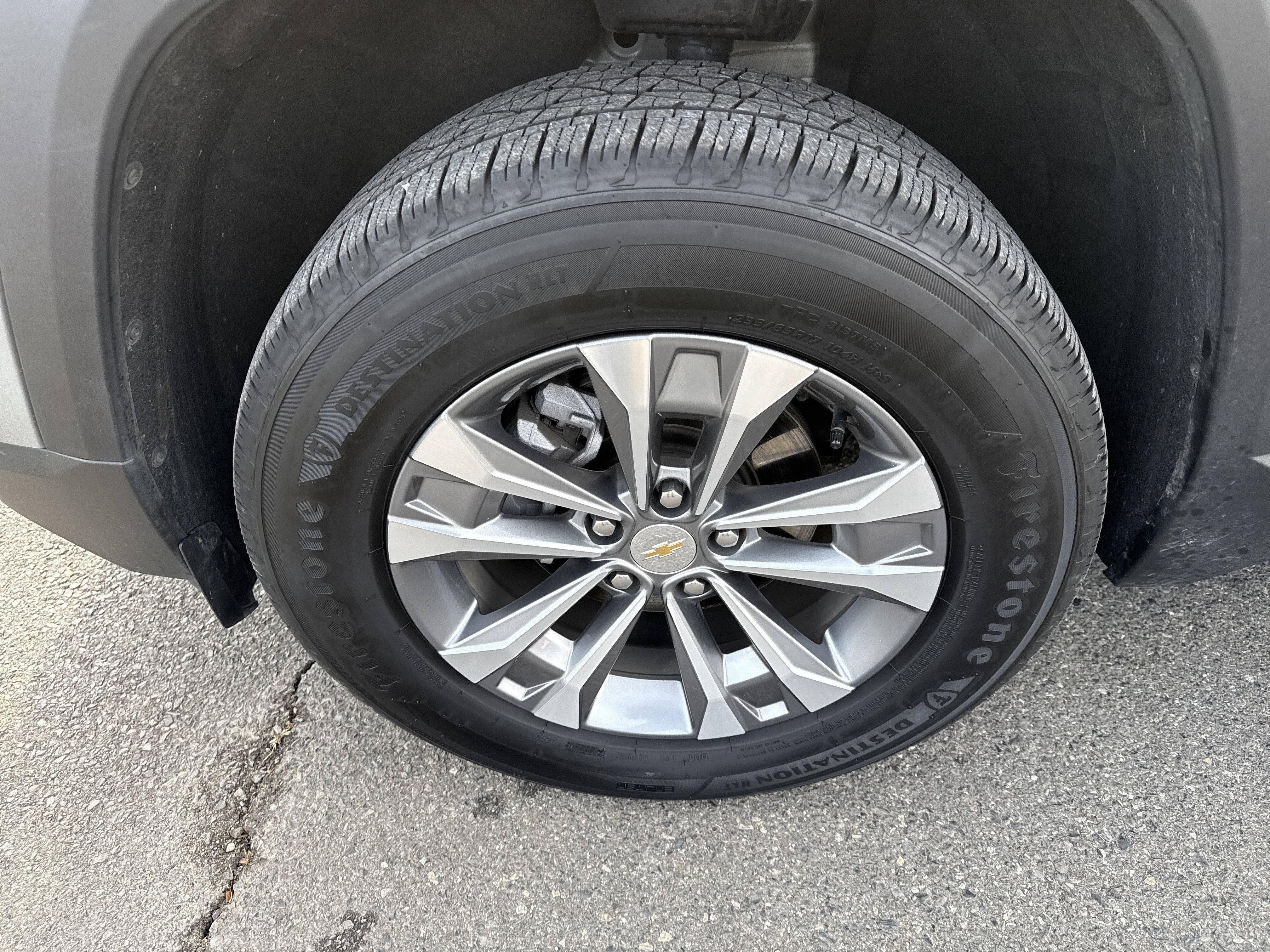 2025 Chevrolet Equinox Base