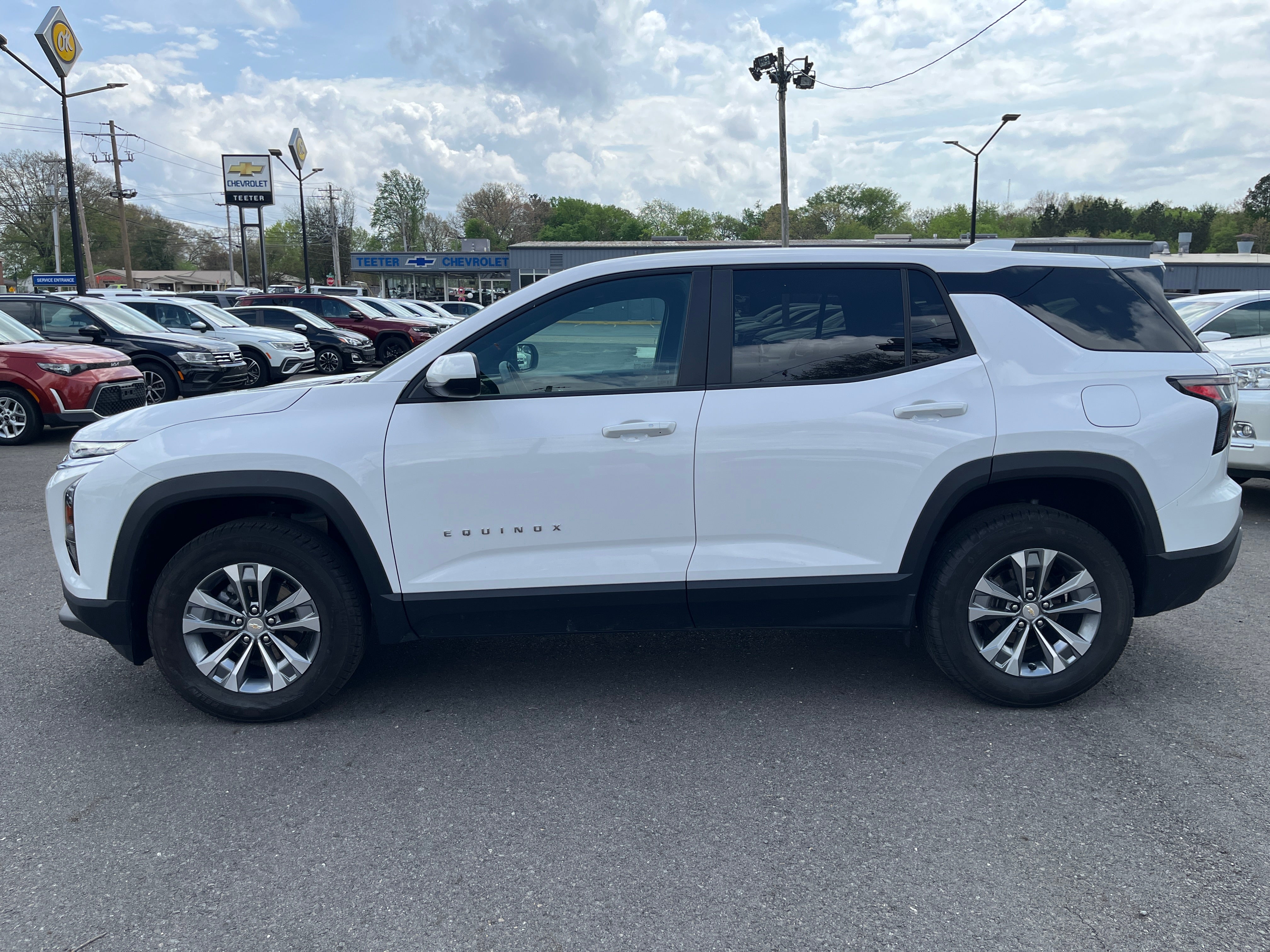 2025 Chevrolet Equinox LT