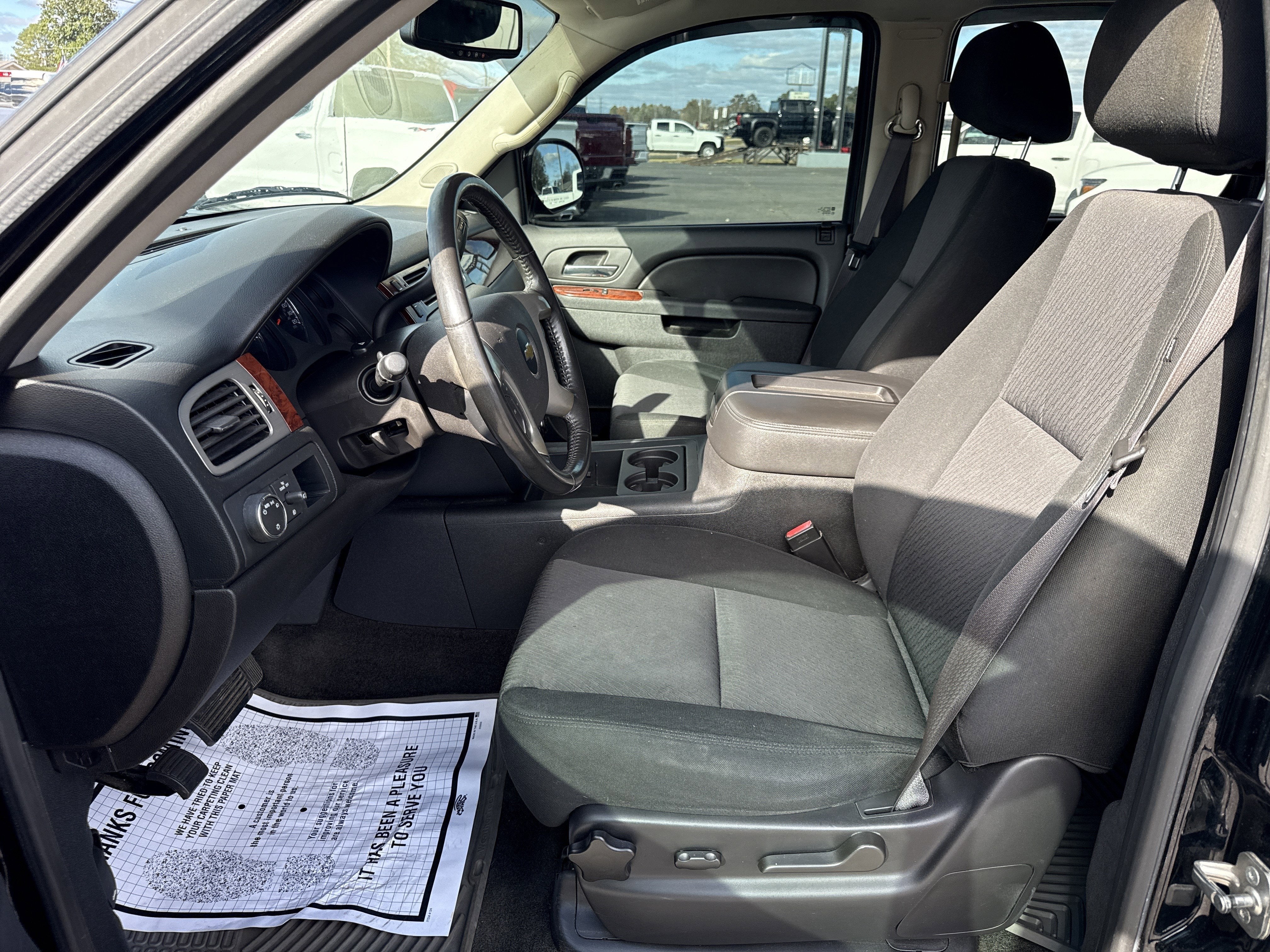 2013 Chevrolet Avalanche Base