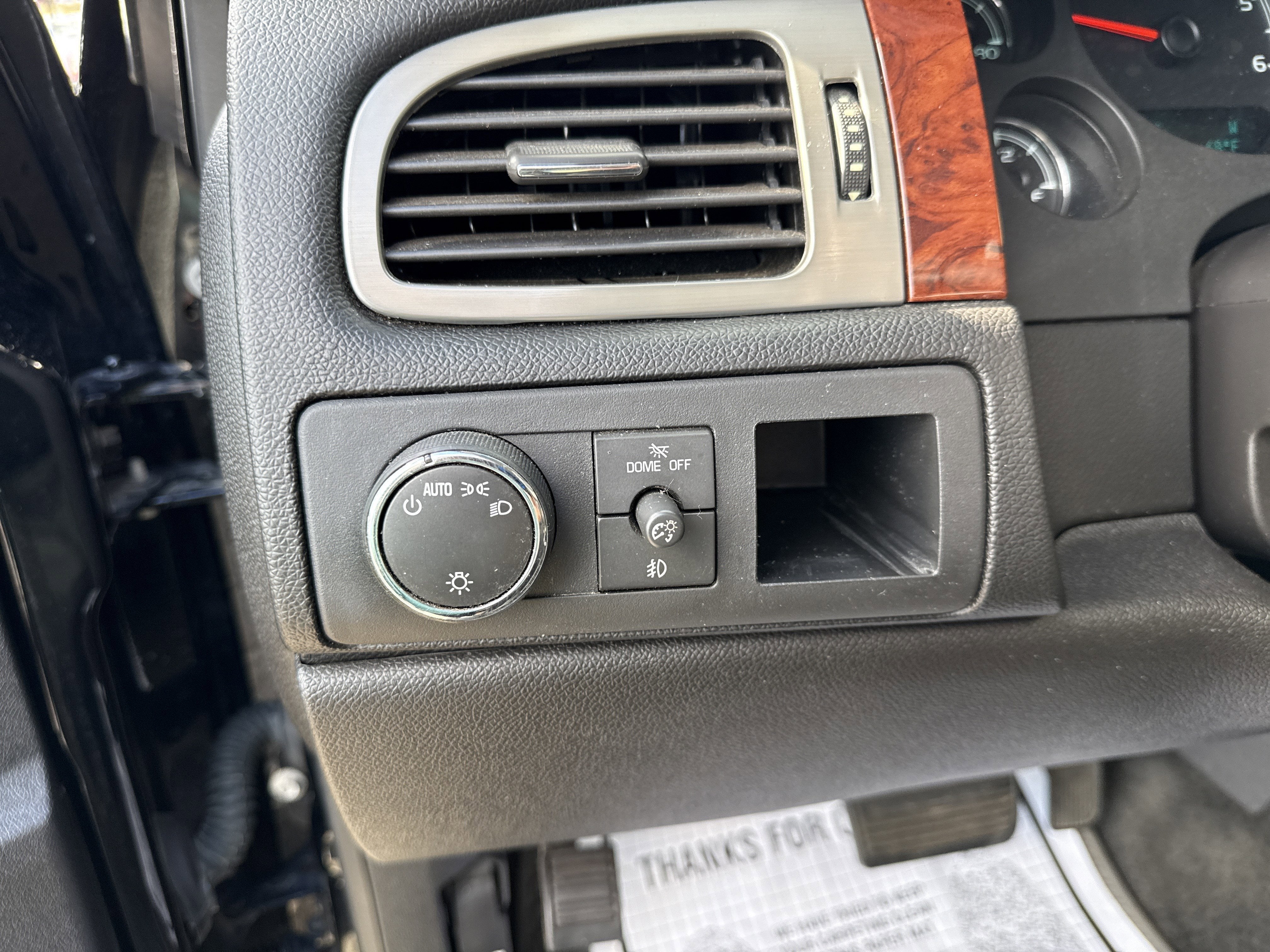 2013 Chevrolet Avalanche Base