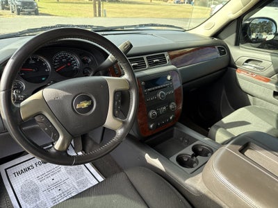 2013 Chevrolet Avalanche Base