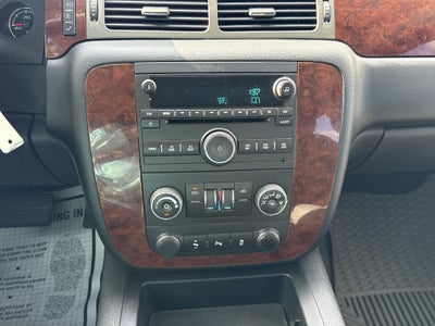 2013 Chevrolet Avalanche Base