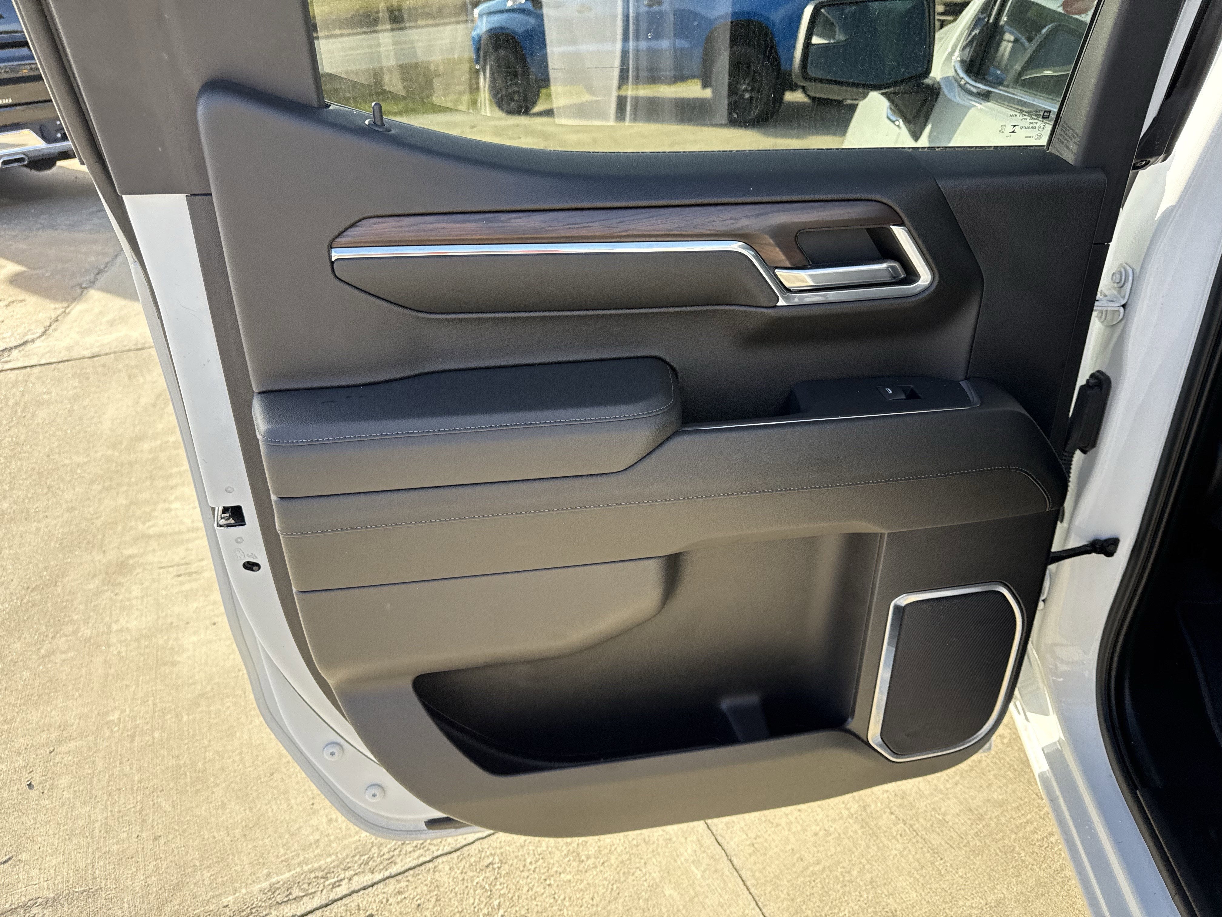 2024 GMC Sierra 1500 Base