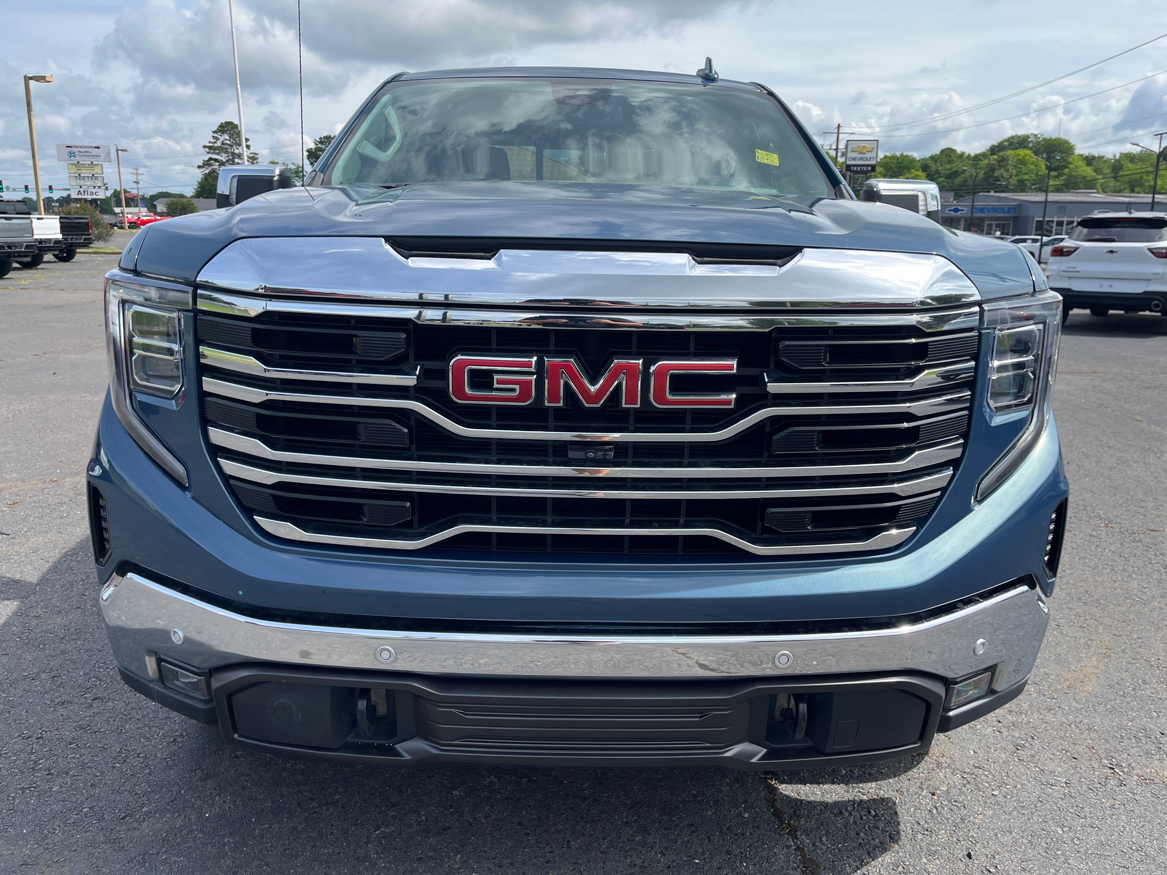 2024 GMC Sierra 1500 SLT