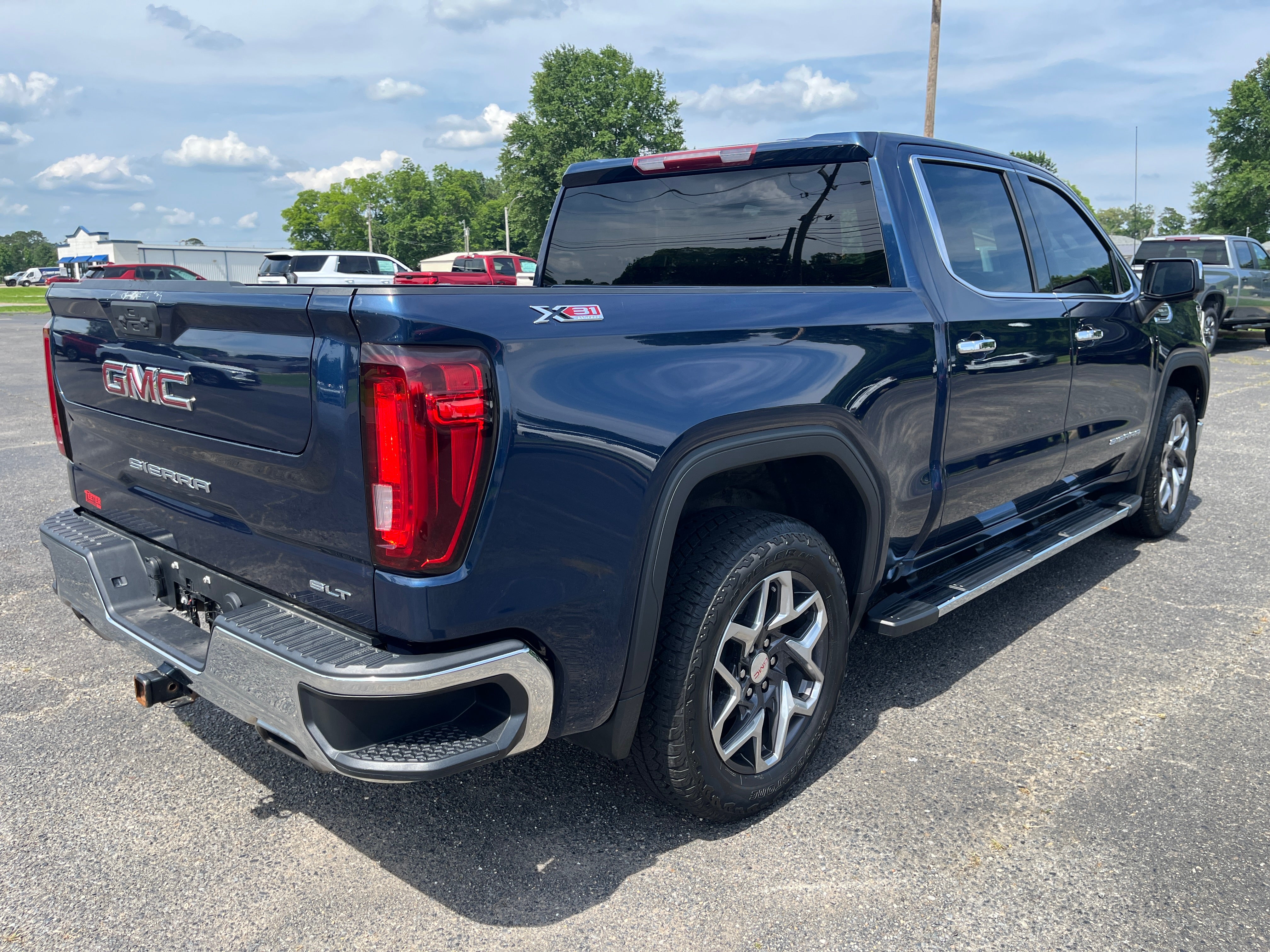 2023 GMC Sierra 1500 SLT