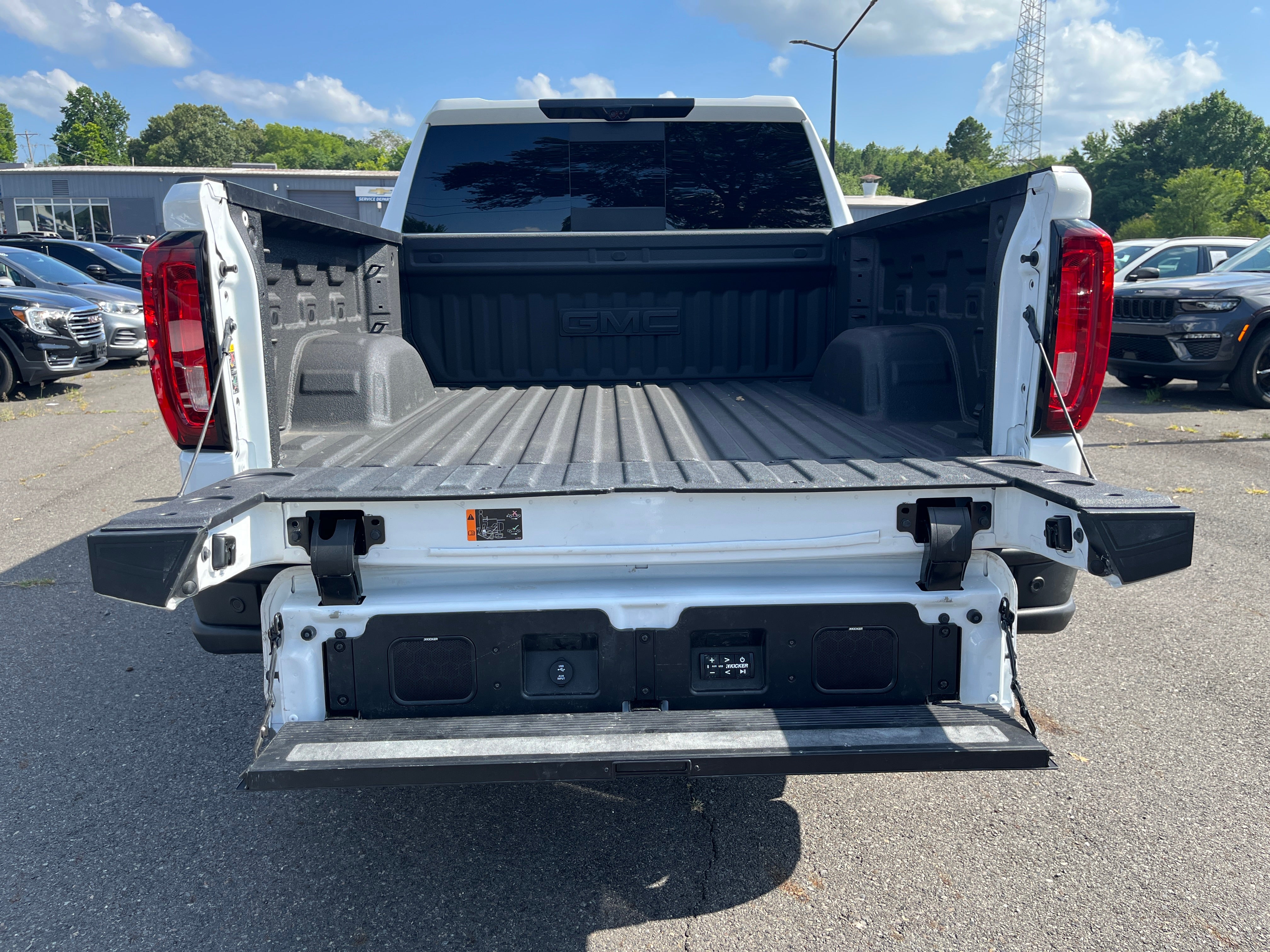 2025 GMC Sierra 1500 AT4X