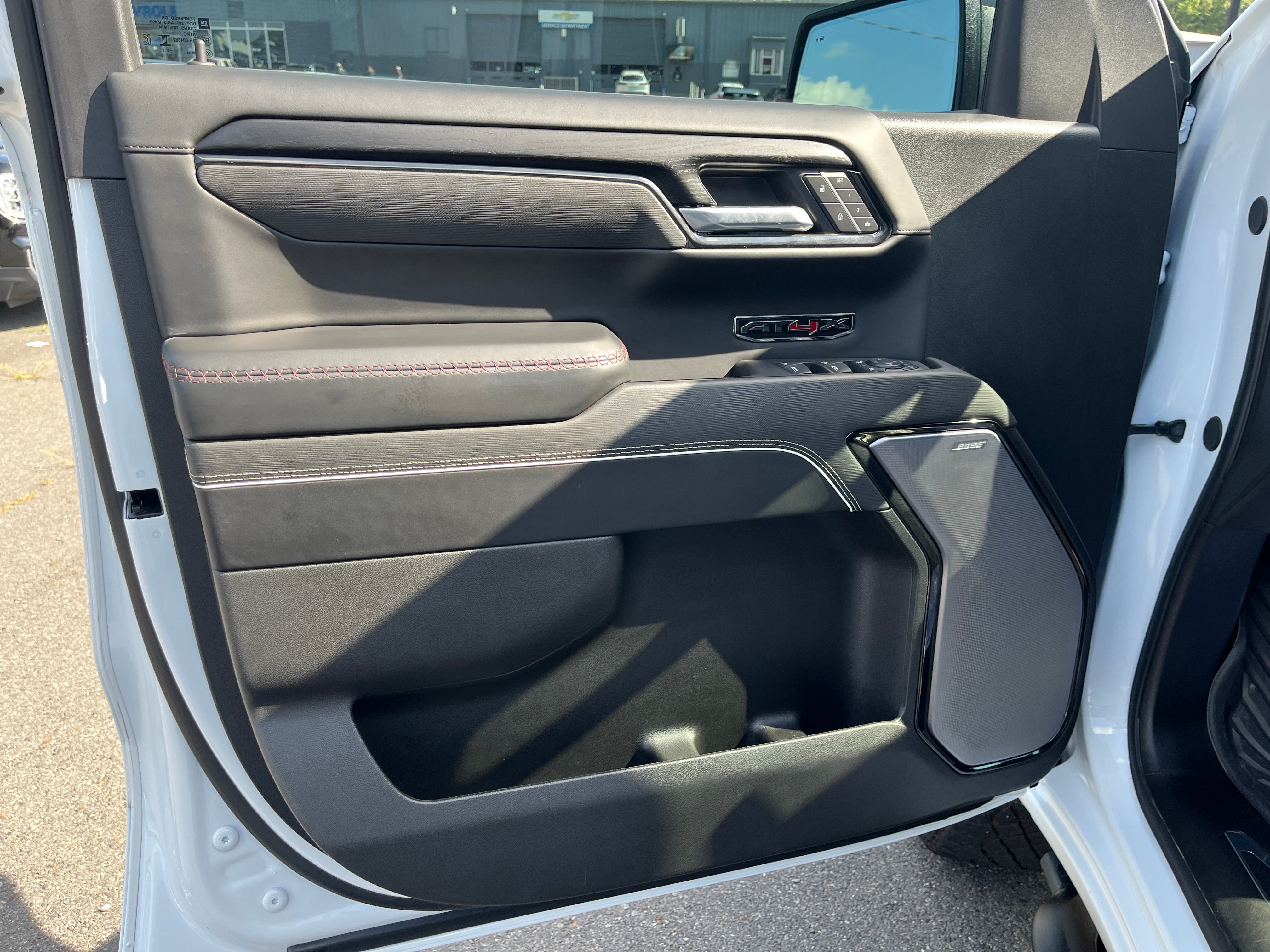 2025 GMC Sierra 1500 AT4X