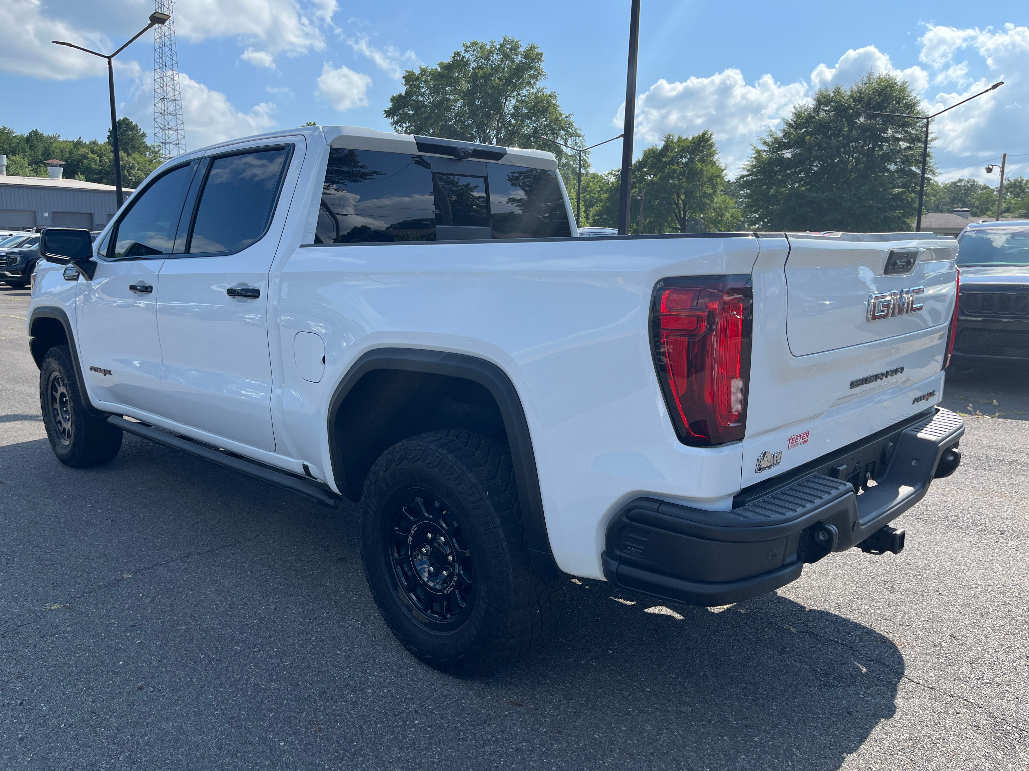 2025 GMC Sierra 1500 AT4X