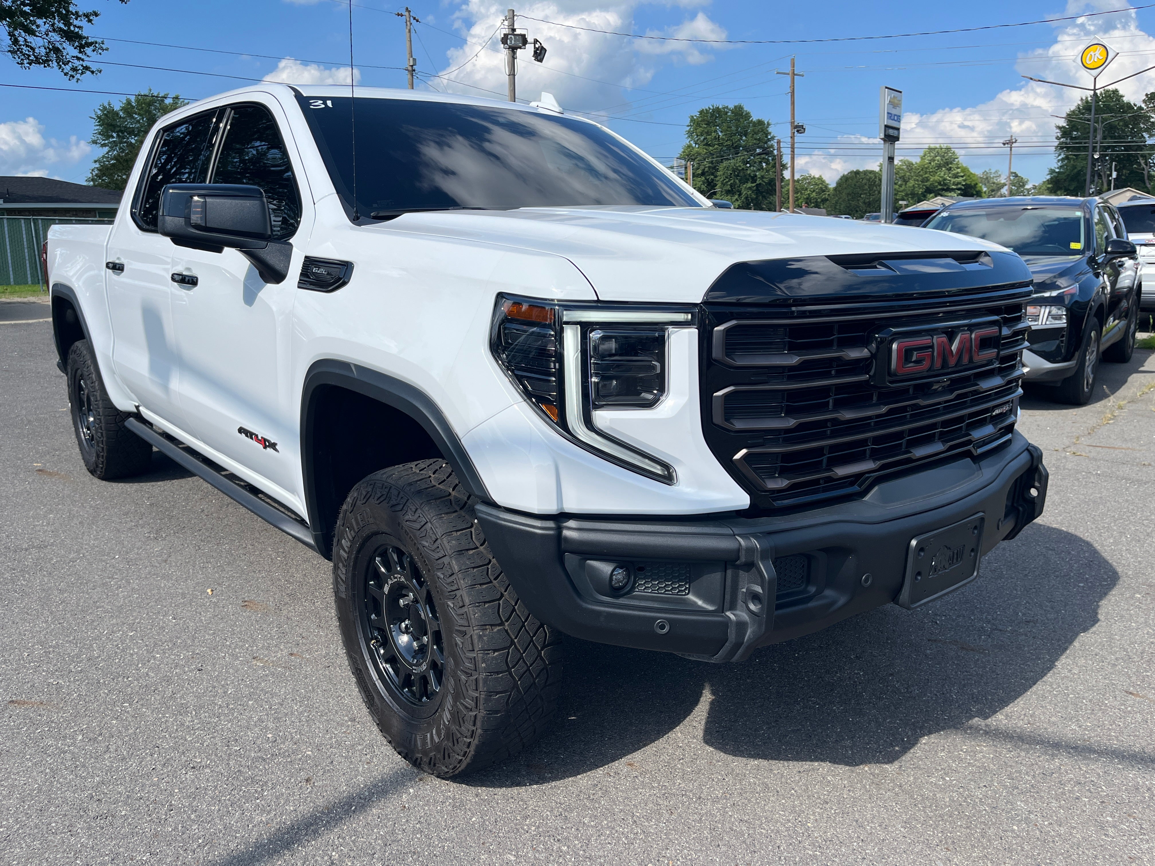 2025 GMC Sierra 1500 AT4X