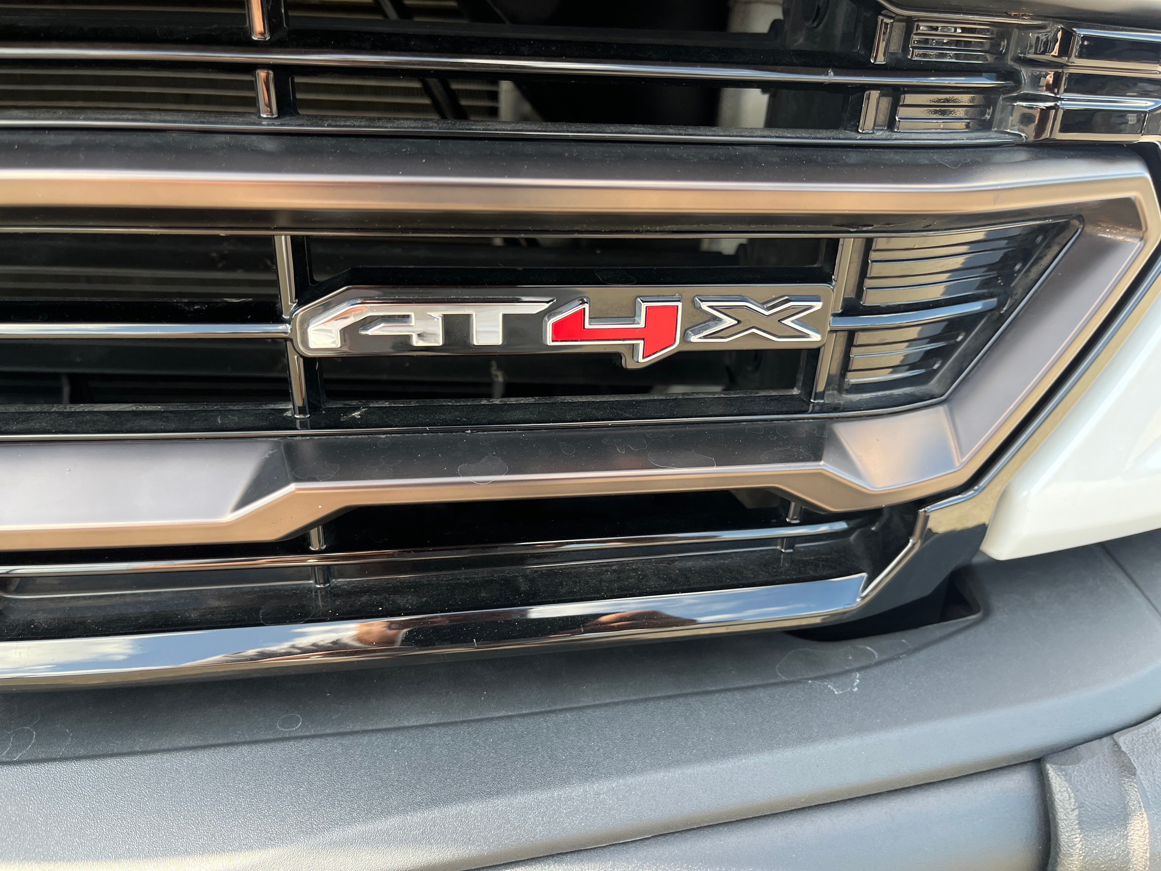 2025 GMC Sierra 1500 AT4X