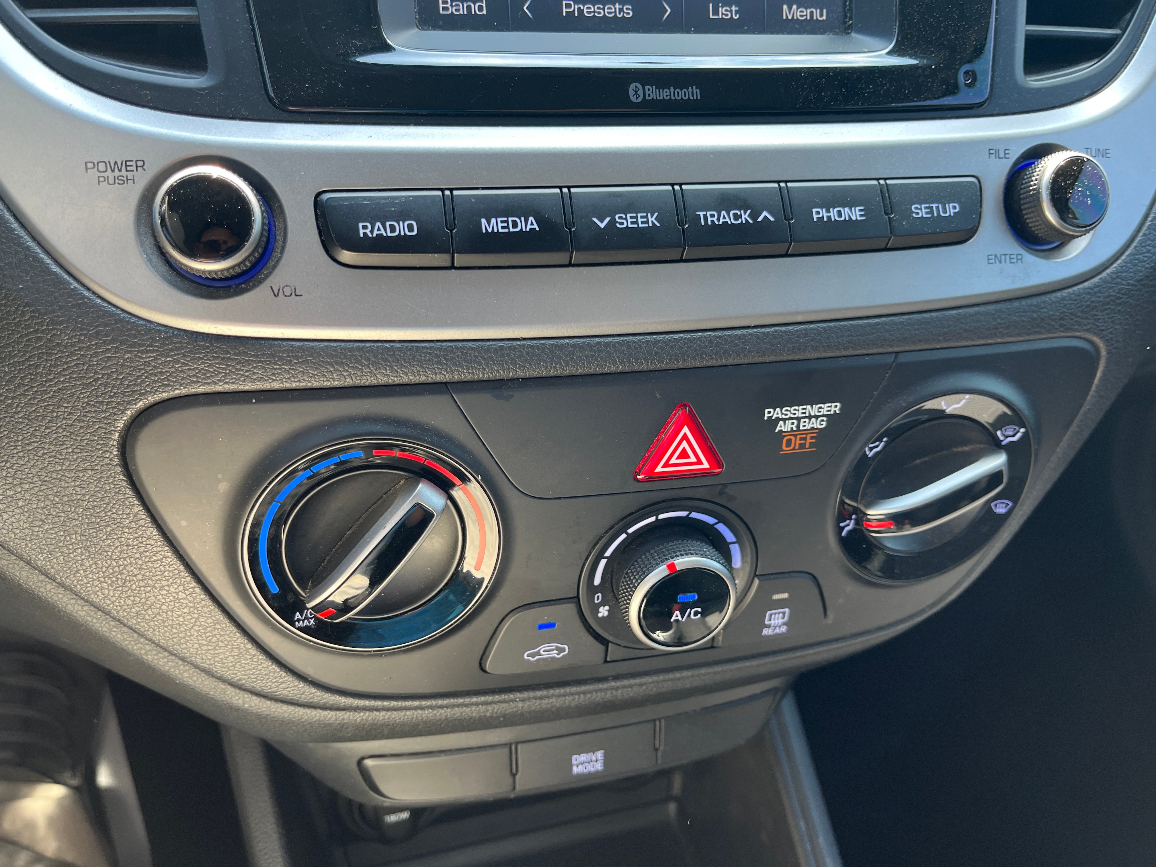 2020 Hyundai Accent SE