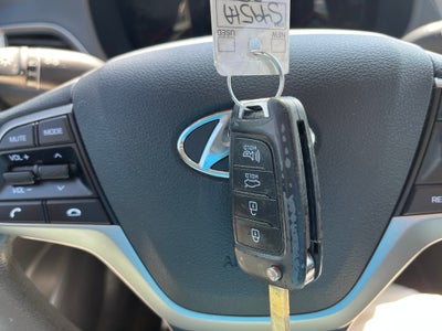 2020 Hyundai Accent SE