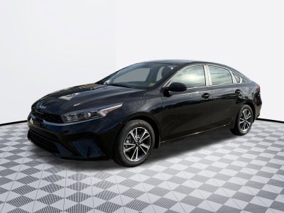 2024 Kia Forte Base