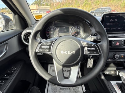 2024 Kia Forte Base