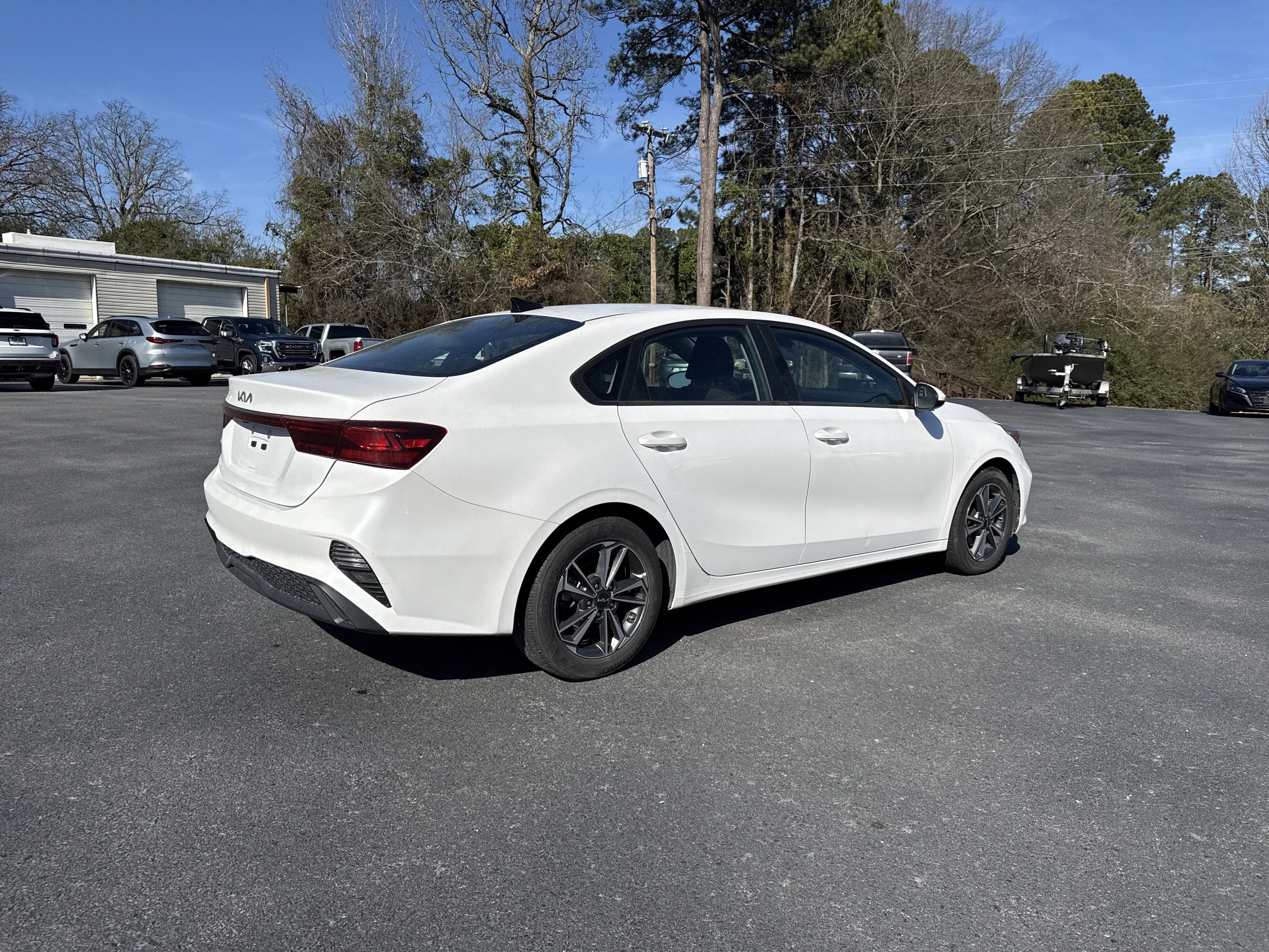 2024 Kia Forte Base