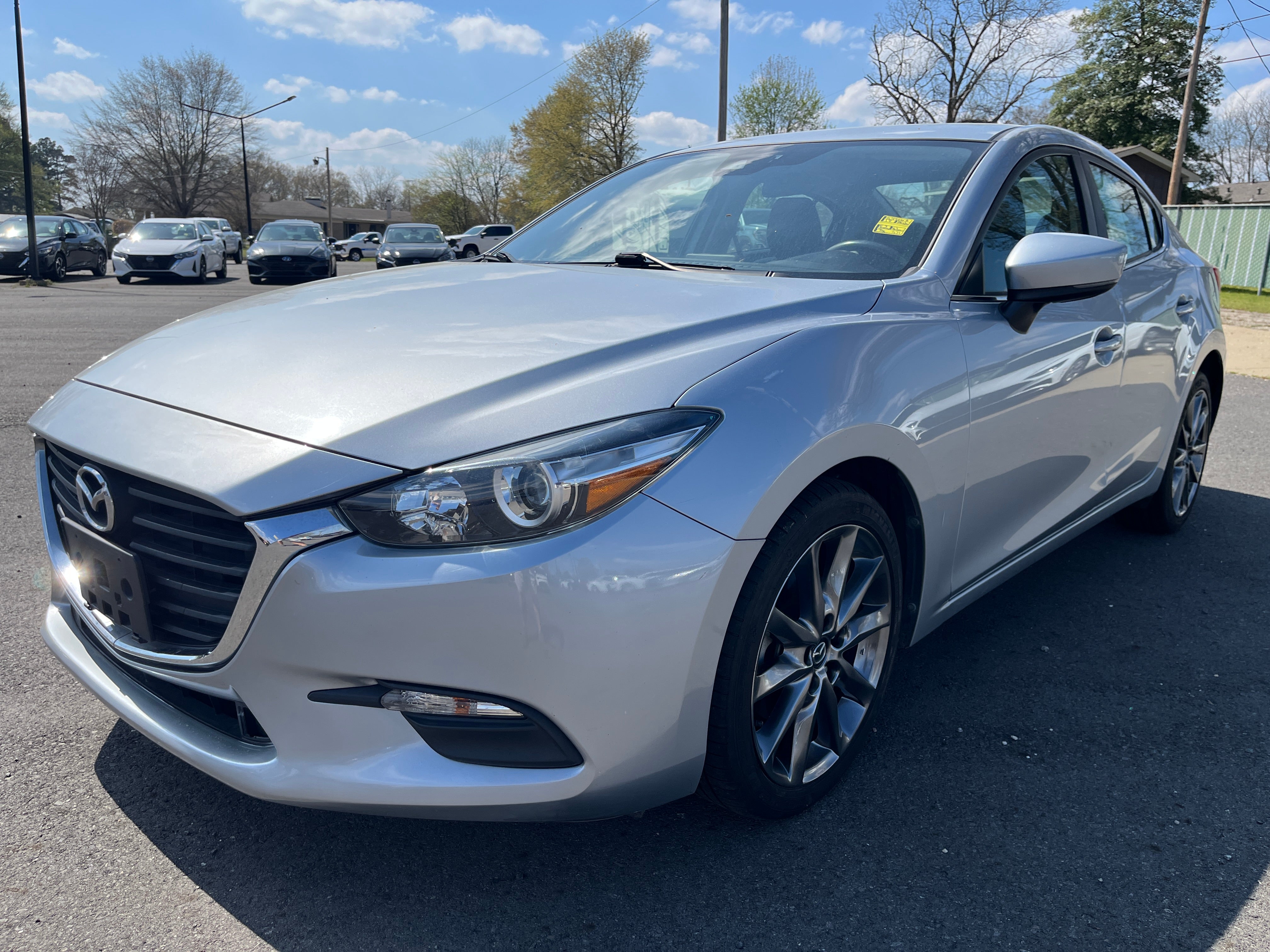 2018 Mazda Mazda3 4-Door Touring