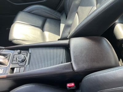 2018 Mazda Mazda3 4-Door Touring