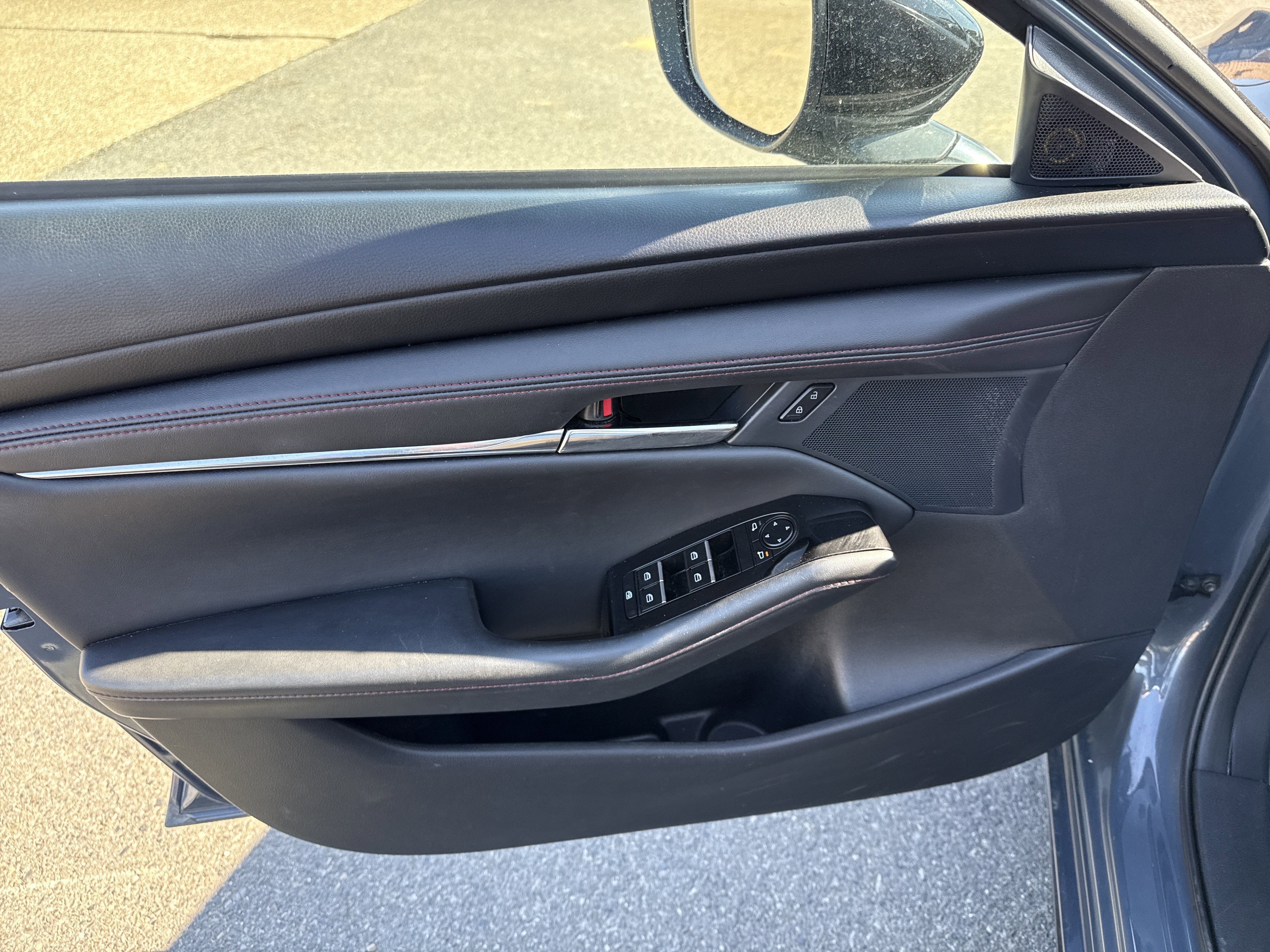 2025 Mazda Mazda3 Sedan 2.5 S Carbon Edition