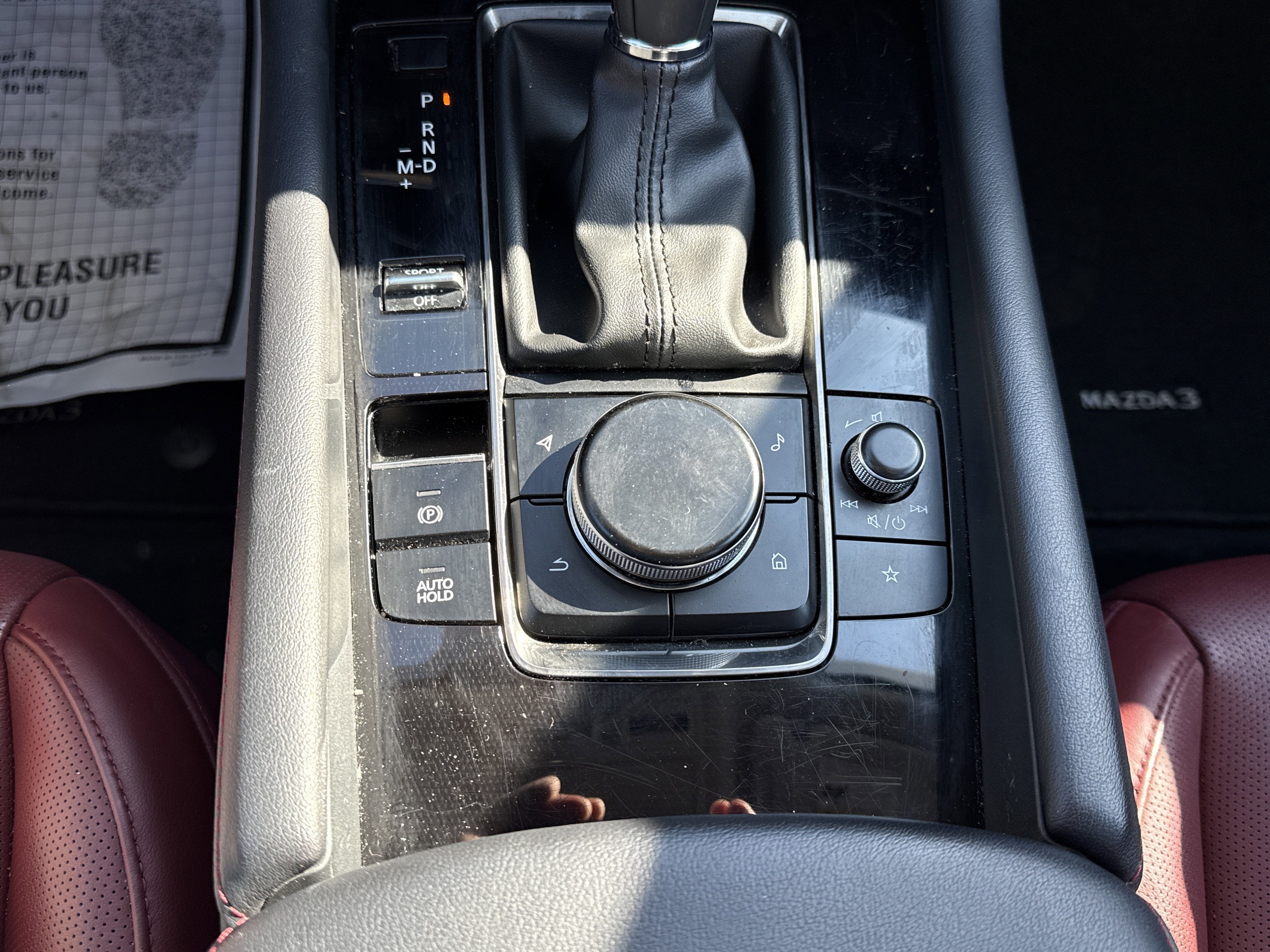 2025 Mazda Mazda3 Sedan 2.5 S Carbon Edition