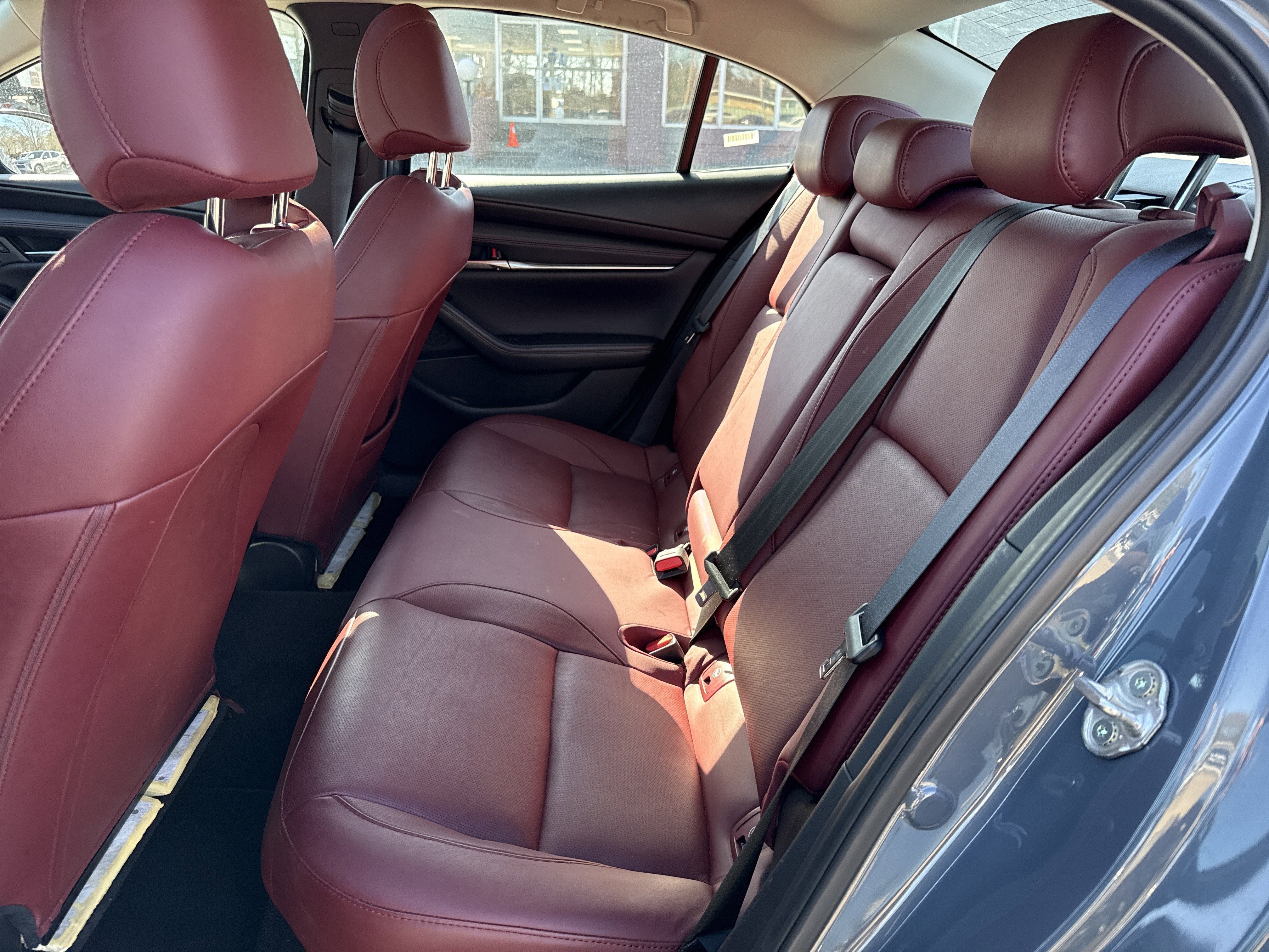 2025 Mazda Mazda3 Sedan 2.5 S Carbon Edition