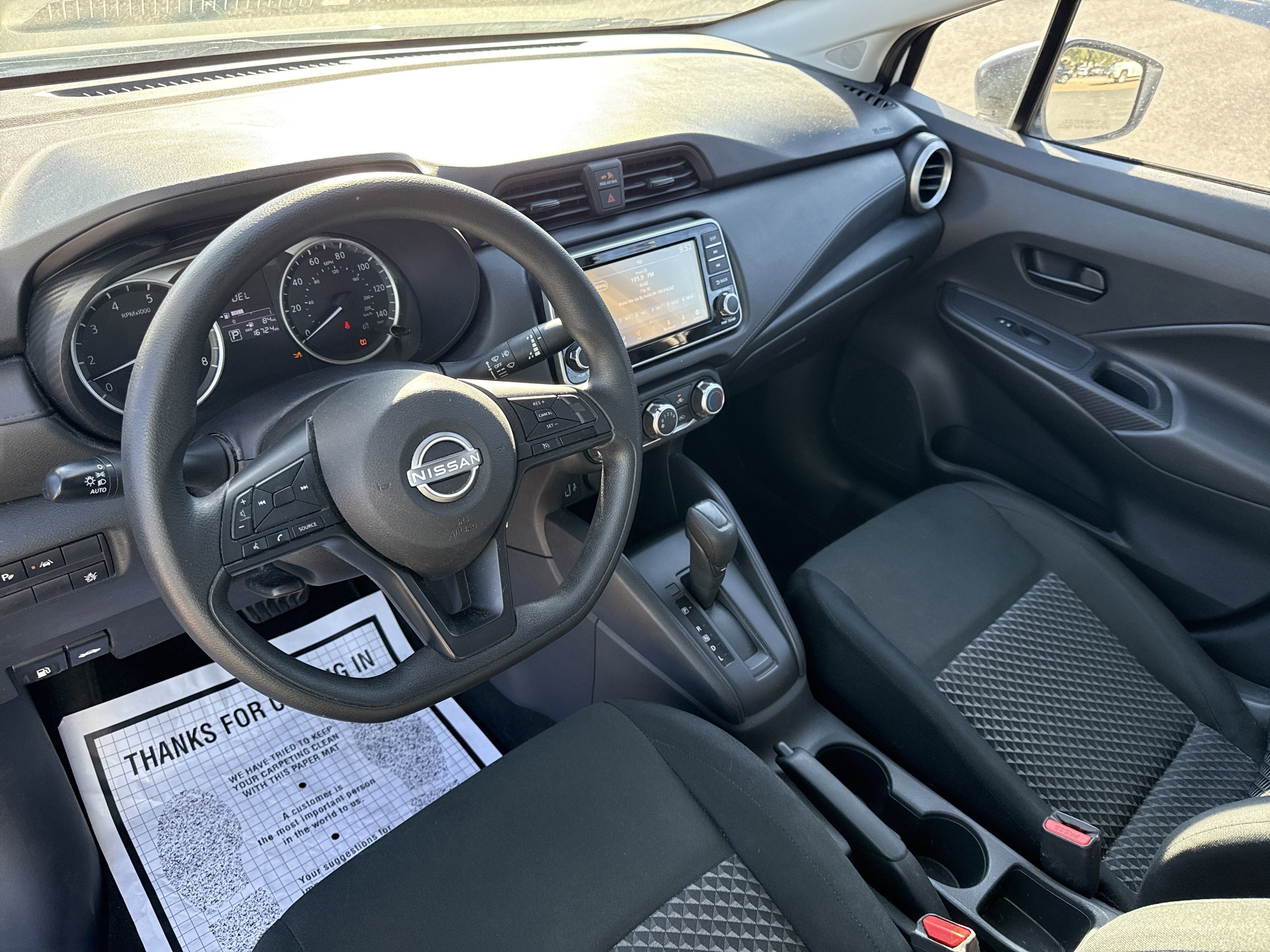 2024 Nissan Versa Base