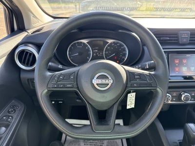 2024 Nissan Versa Base