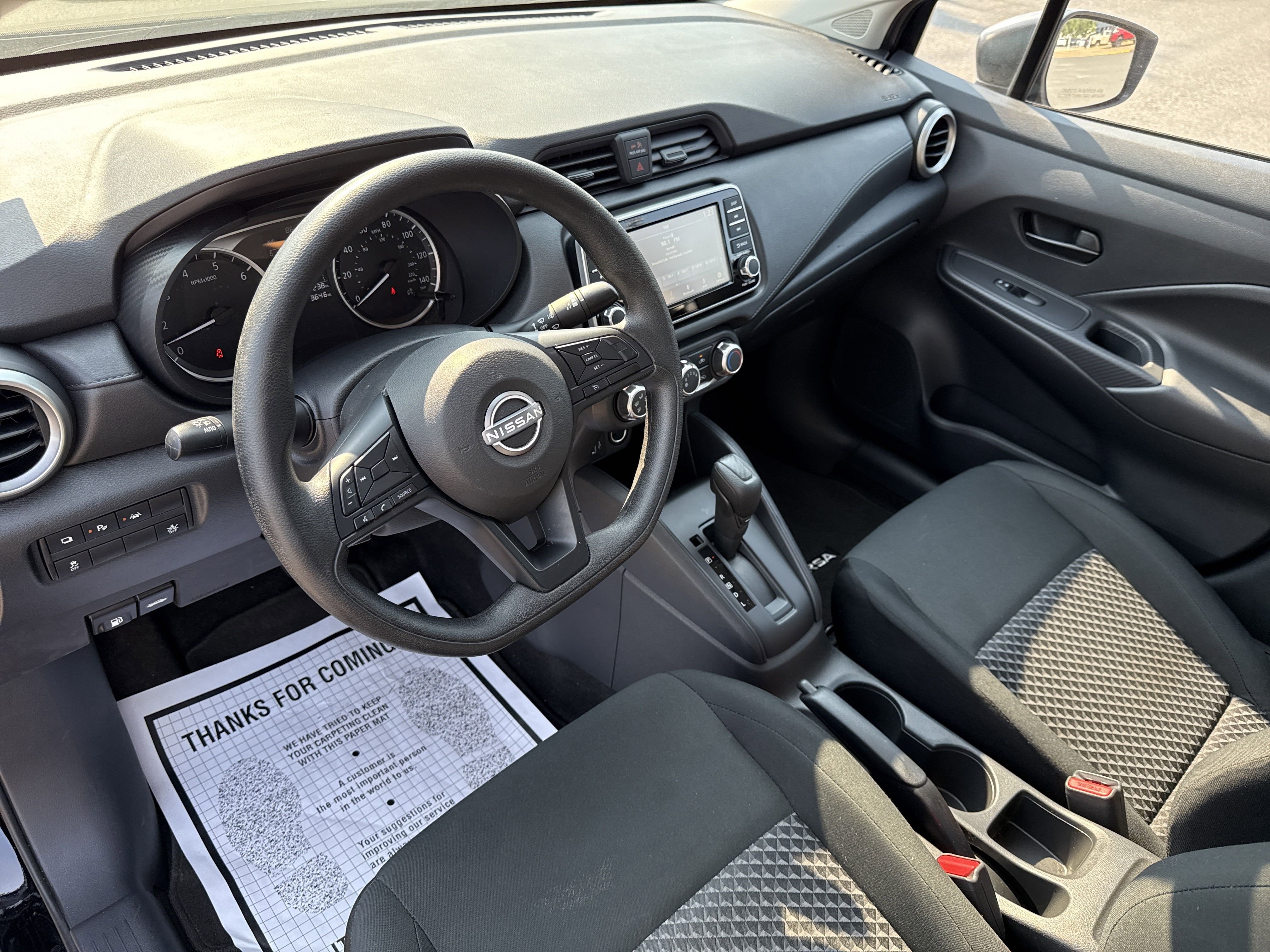 2024 Nissan Versa Base