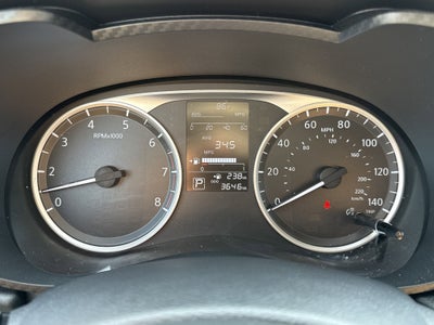 2024 Nissan Versa Base