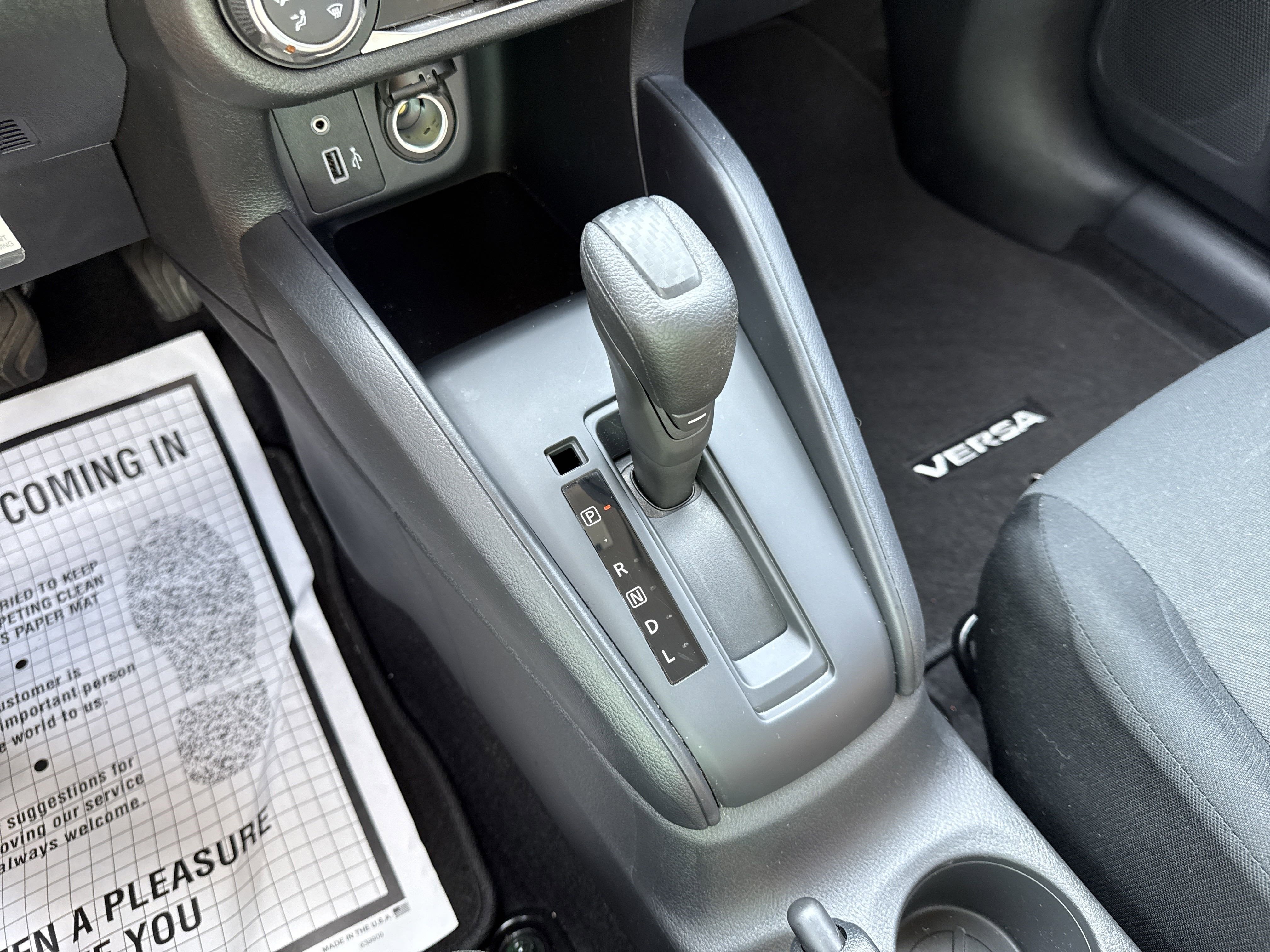 2024 Nissan Versa Base