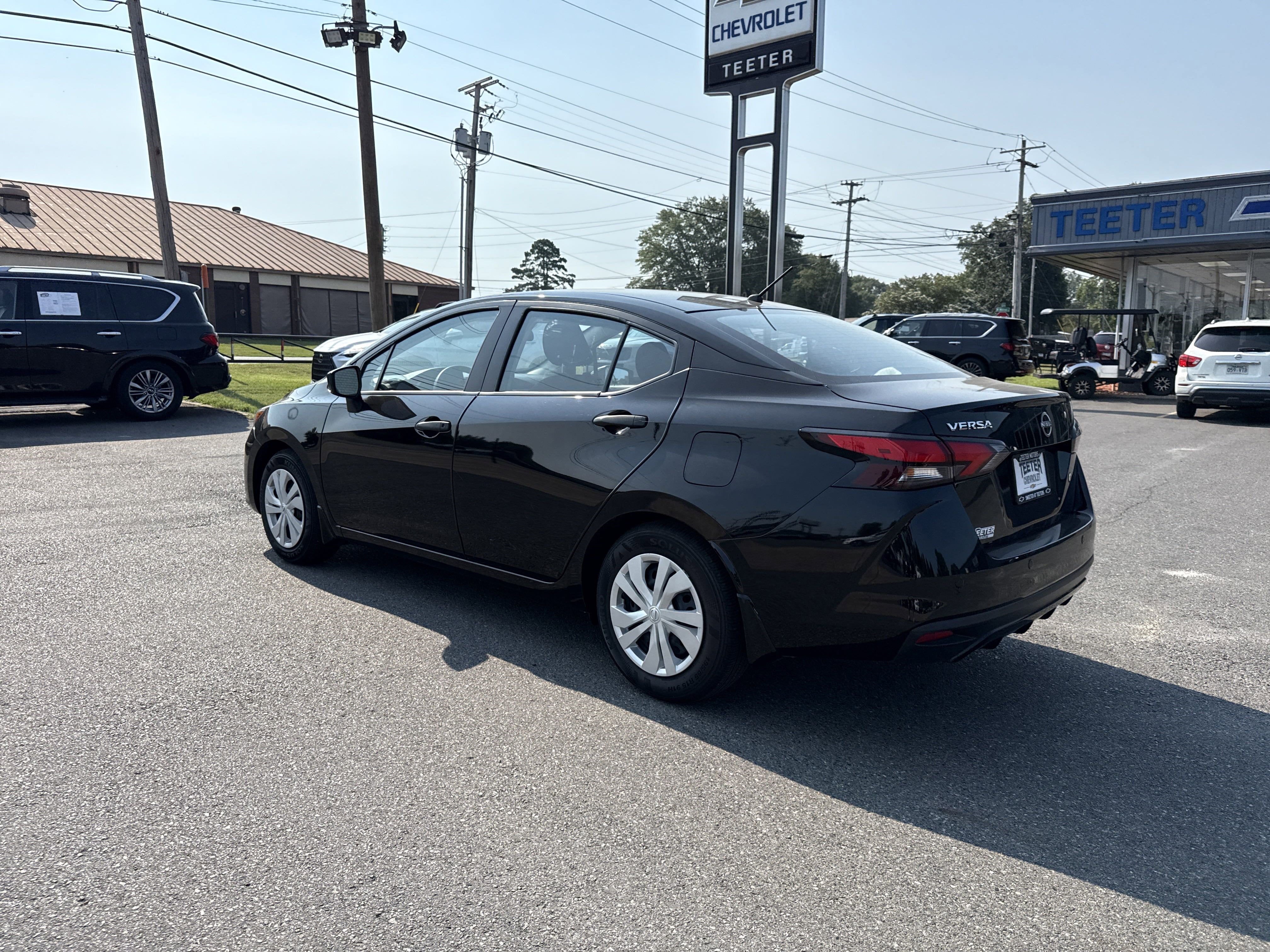 2024 Nissan Versa Base