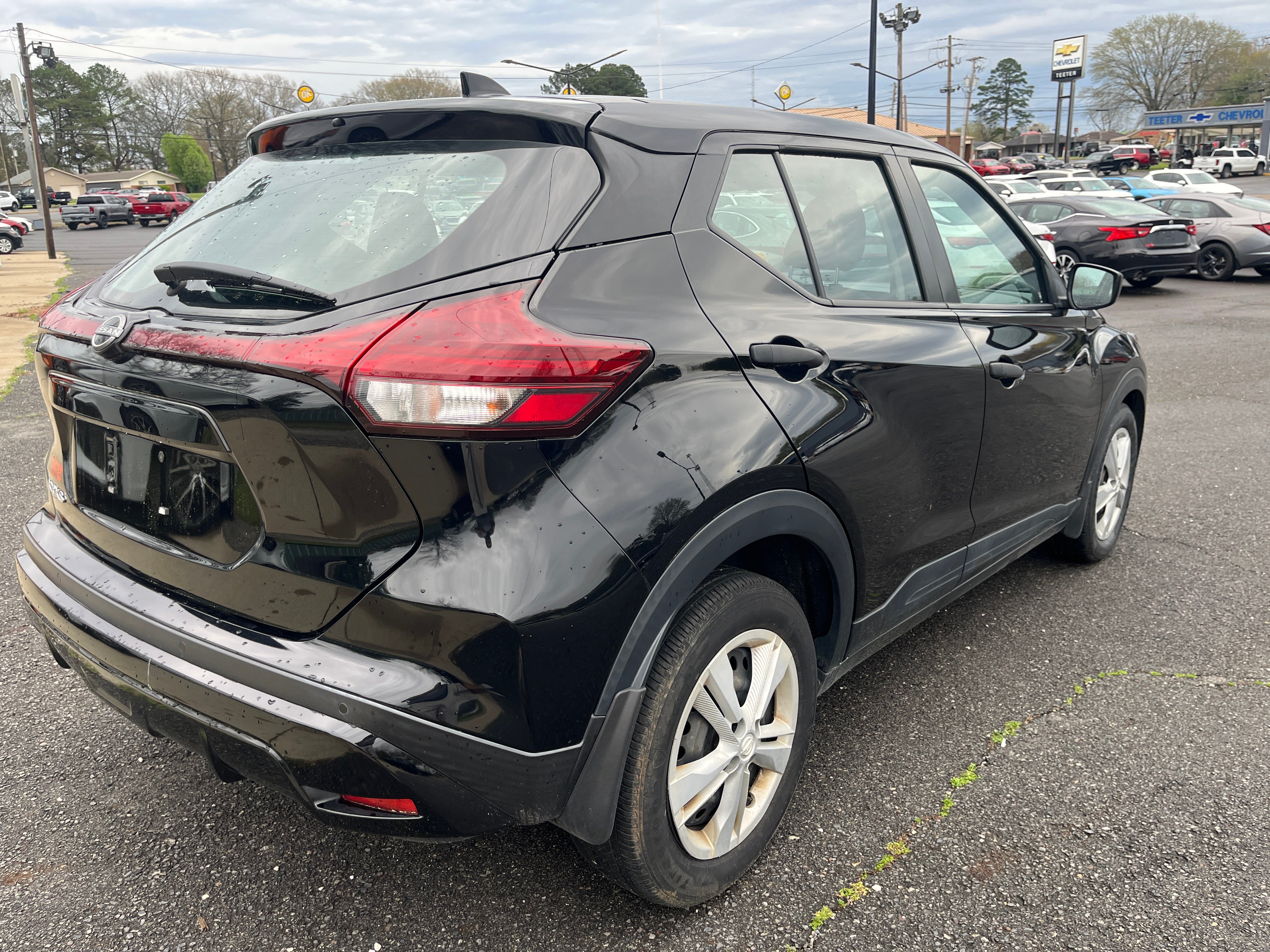 2022 Nissan Kicks S