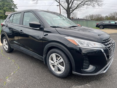 2022 Nissan Kicks S
