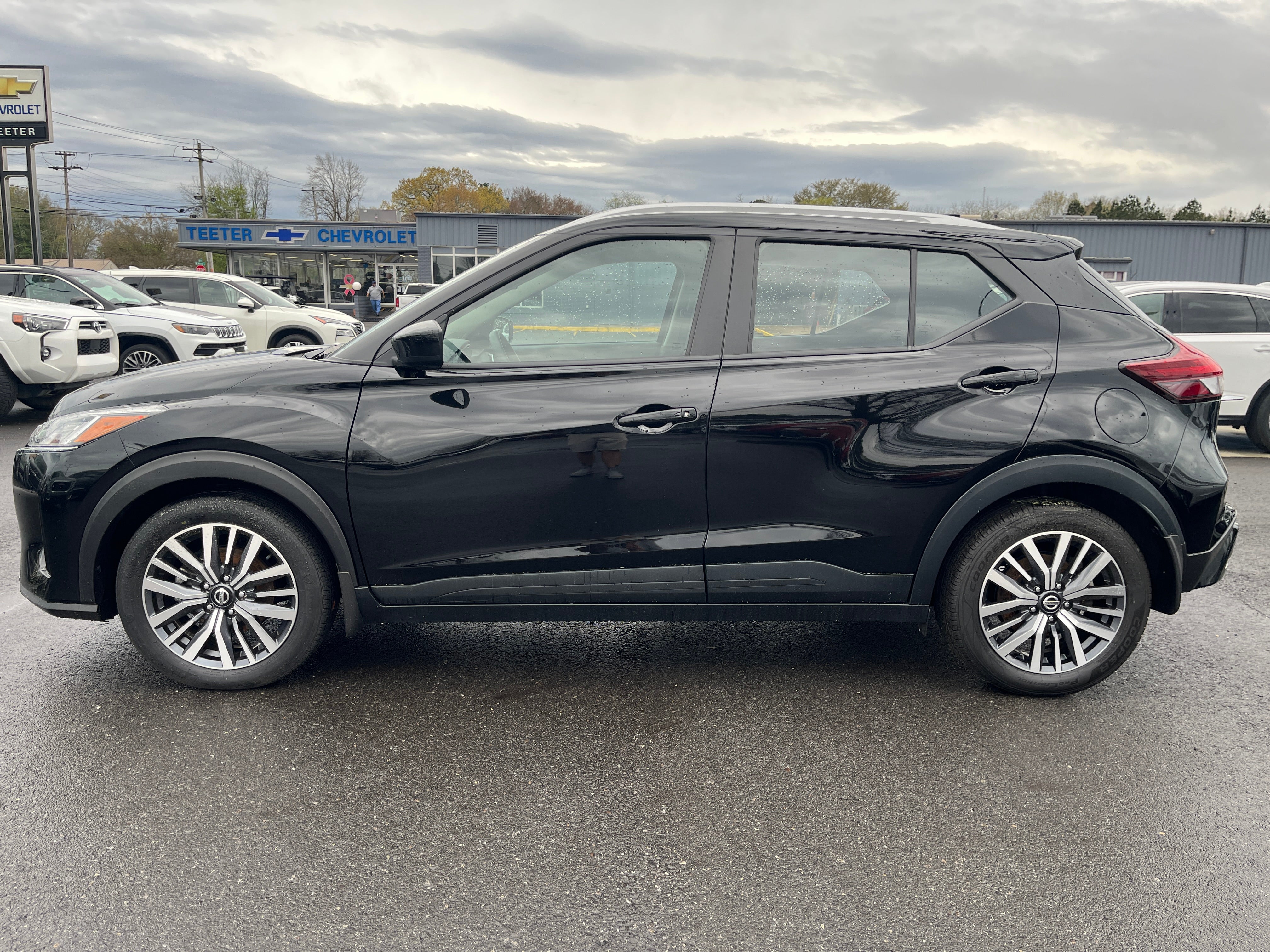 2021 Nissan Kicks SV