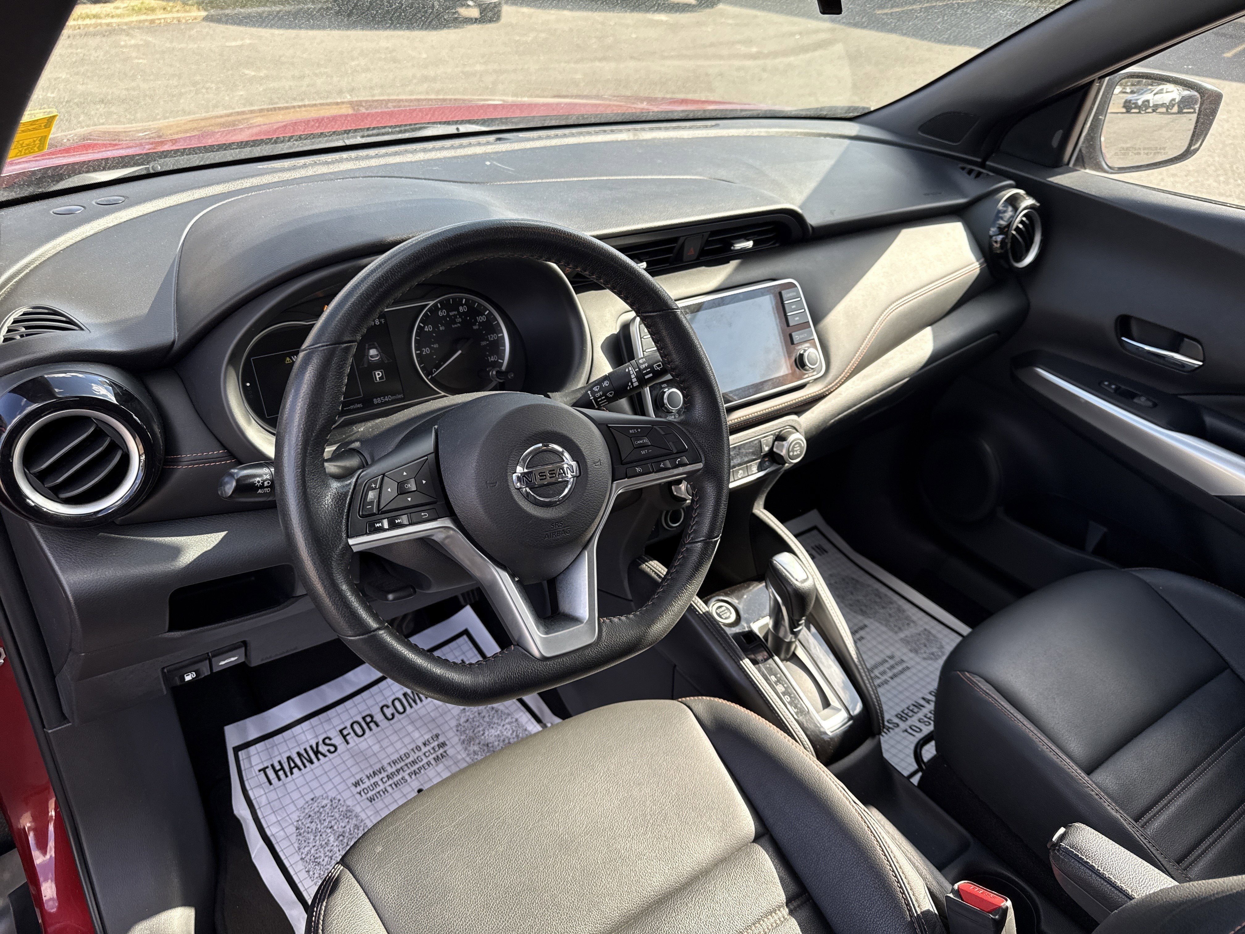 2020 Nissan Kicks SR