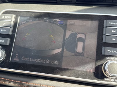 2020 Nissan Kicks SR