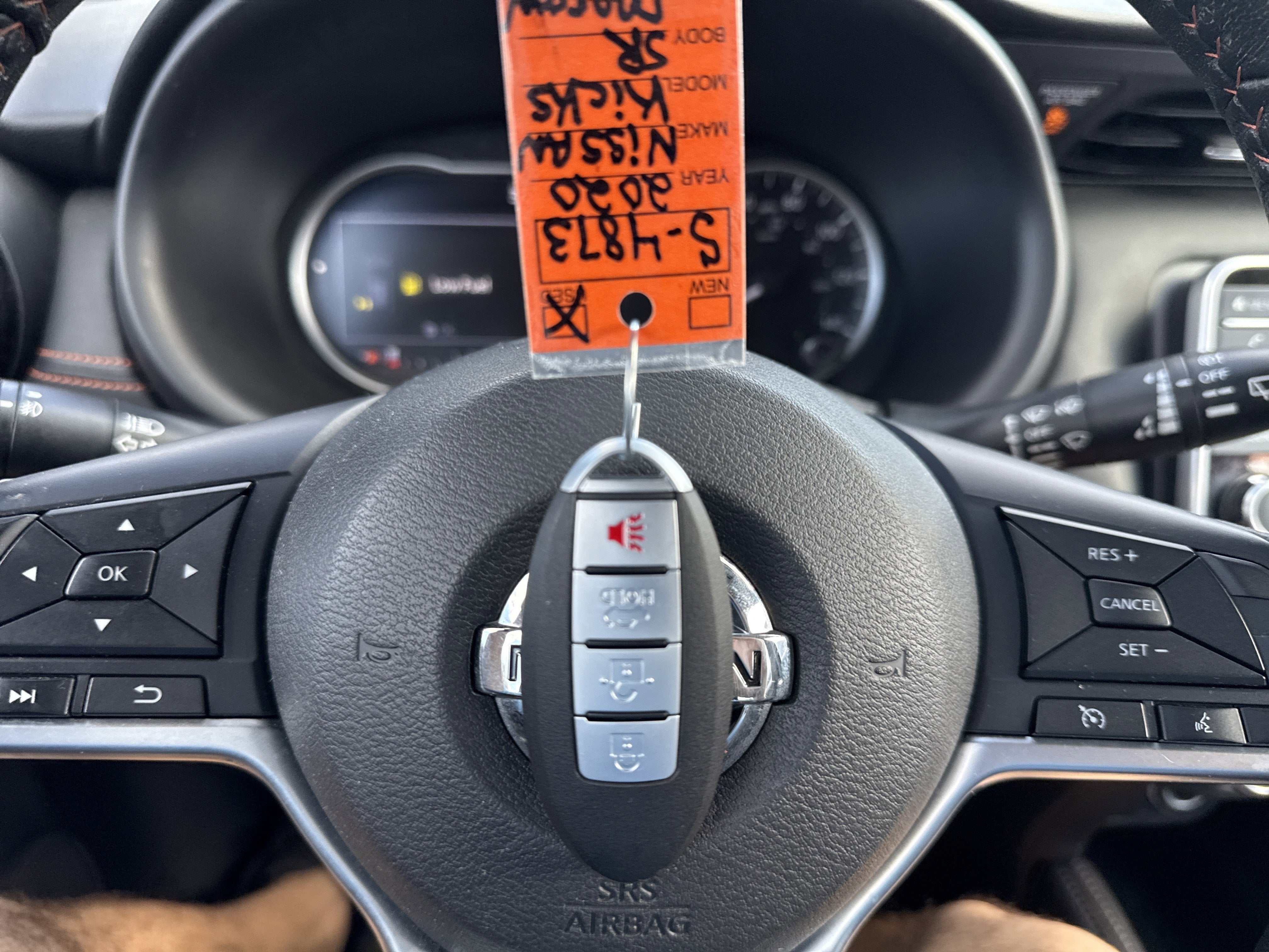 2020 Nissan Kicks SR