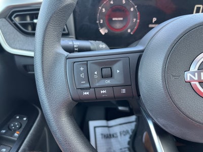 2025 Nissan Kicks SV