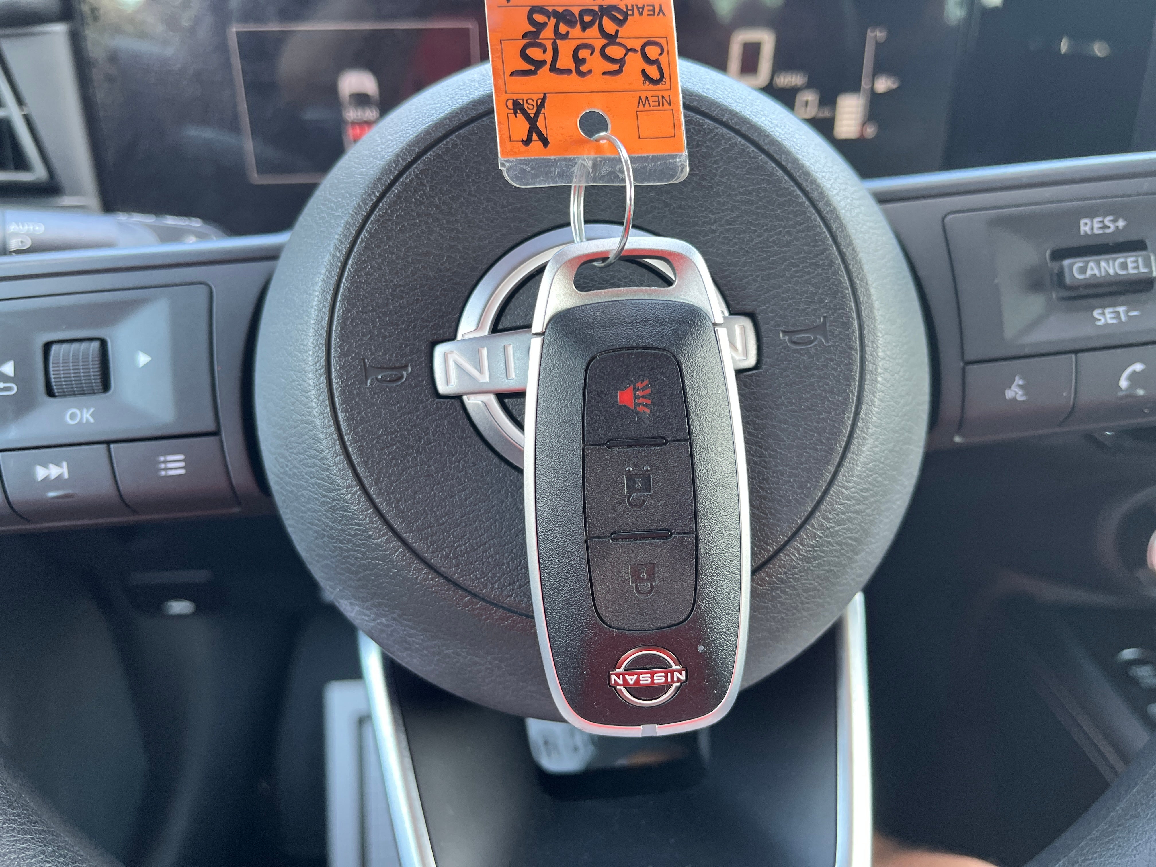 2025 Nissan Kicks SV