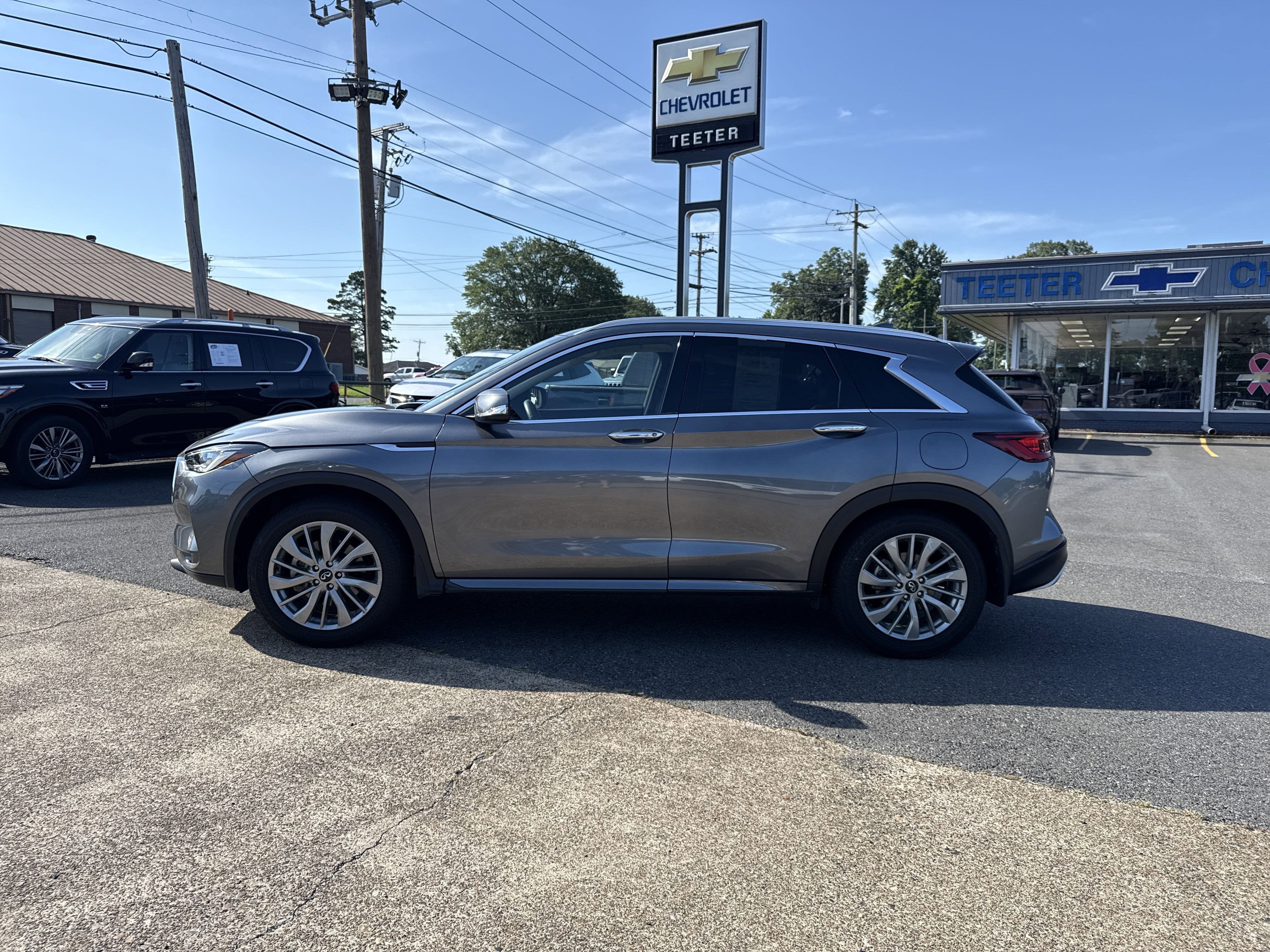 2024 INFINITI QX50 LUXE
