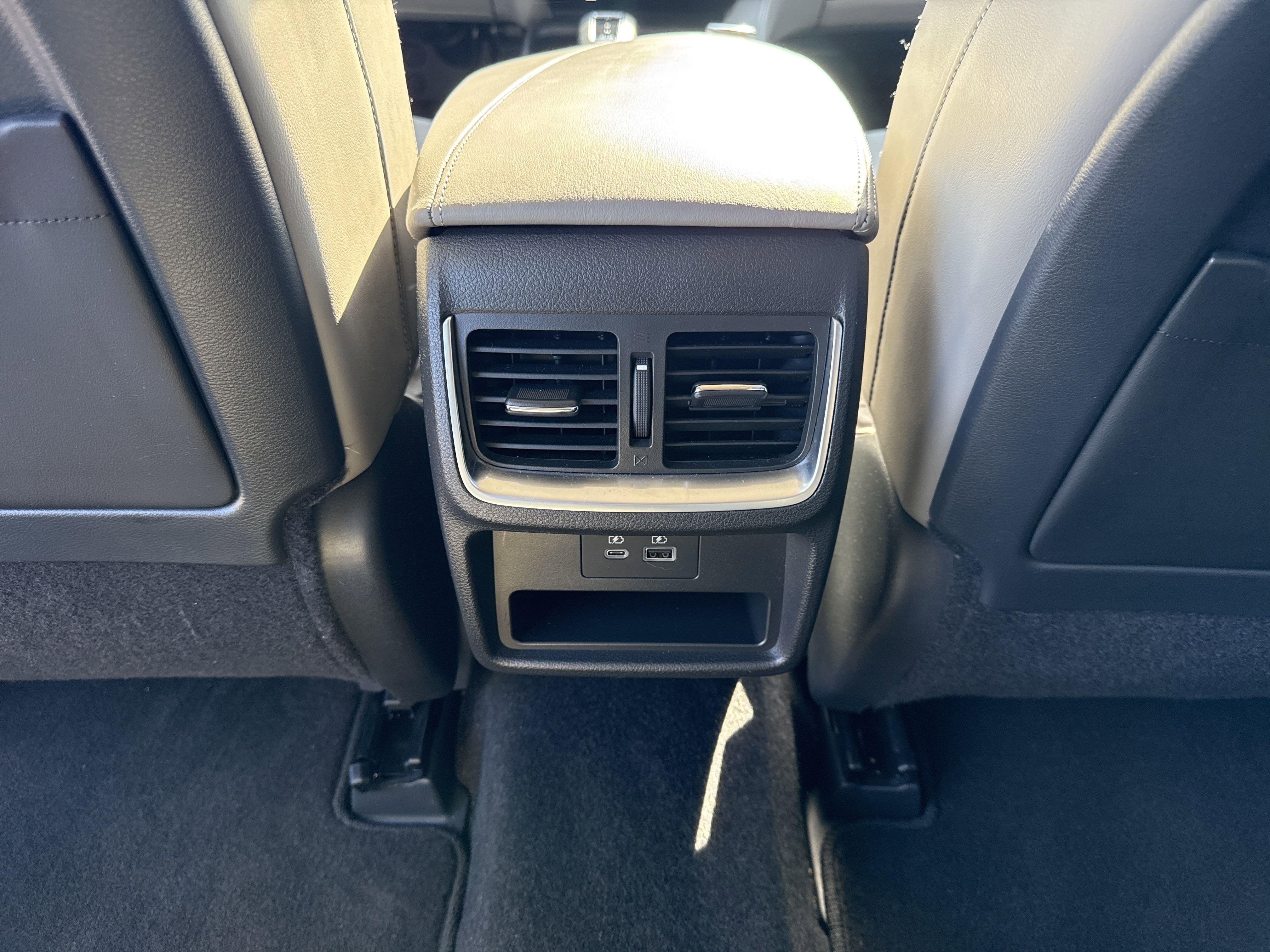 2024 INFINITI QX50 LUXE